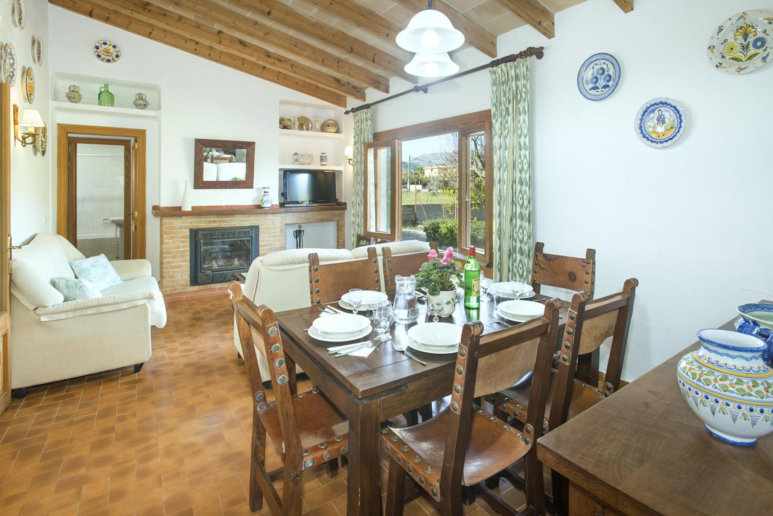 Three-Bedroom Villa photo 3