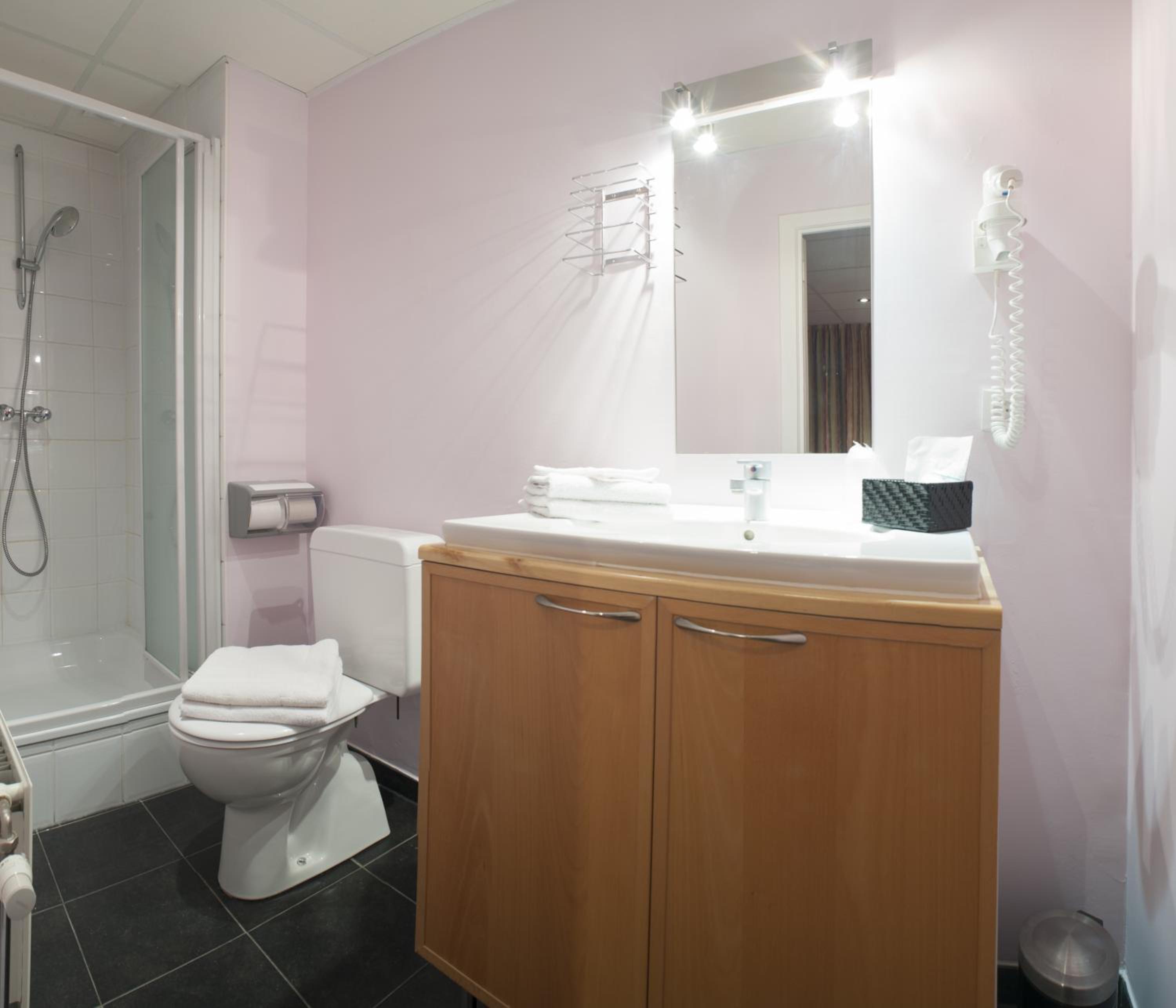 Budget Double or Twin Room - Photo 3