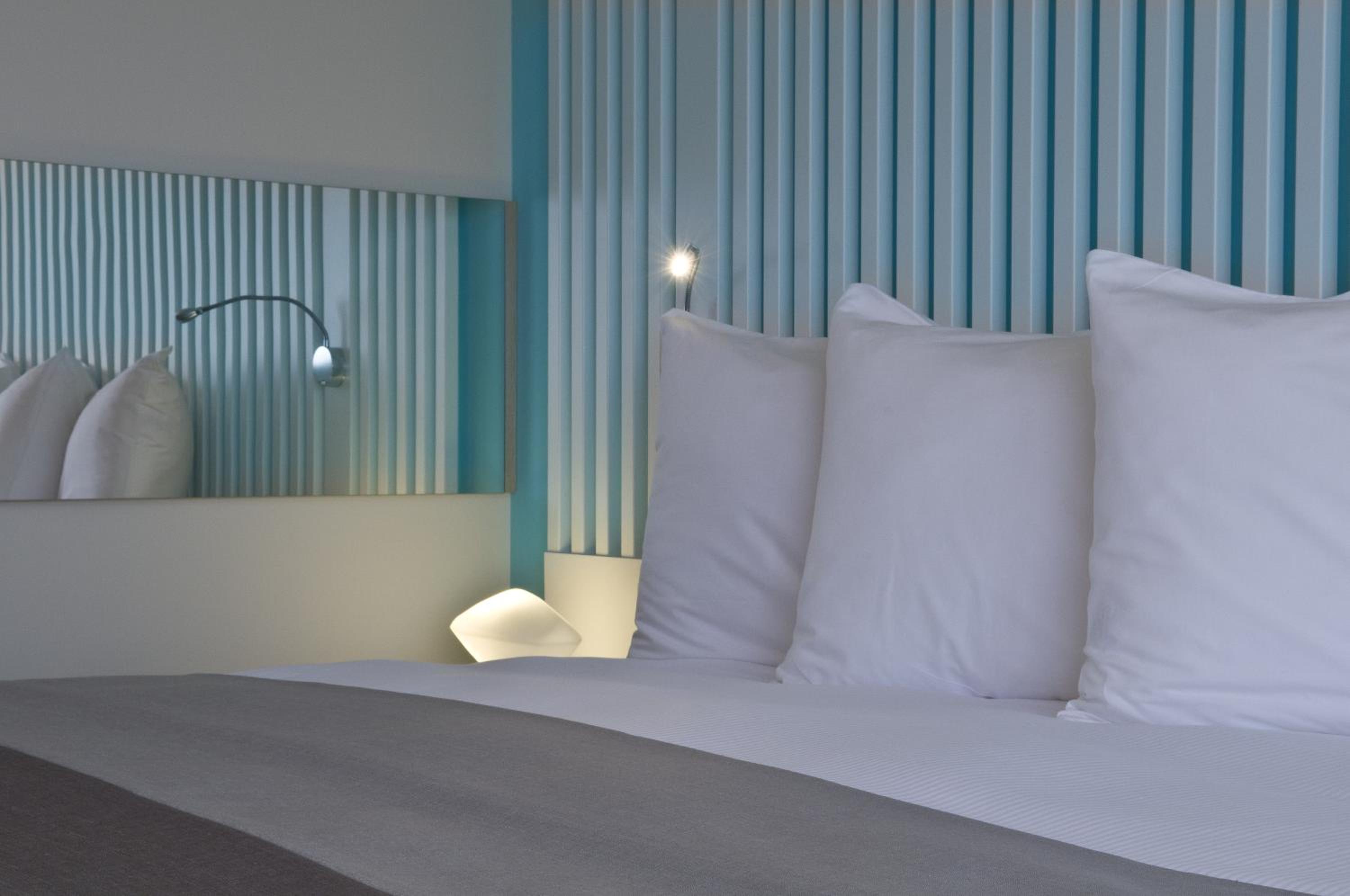 Superior Room - Sea View & Balcony - Photo 5