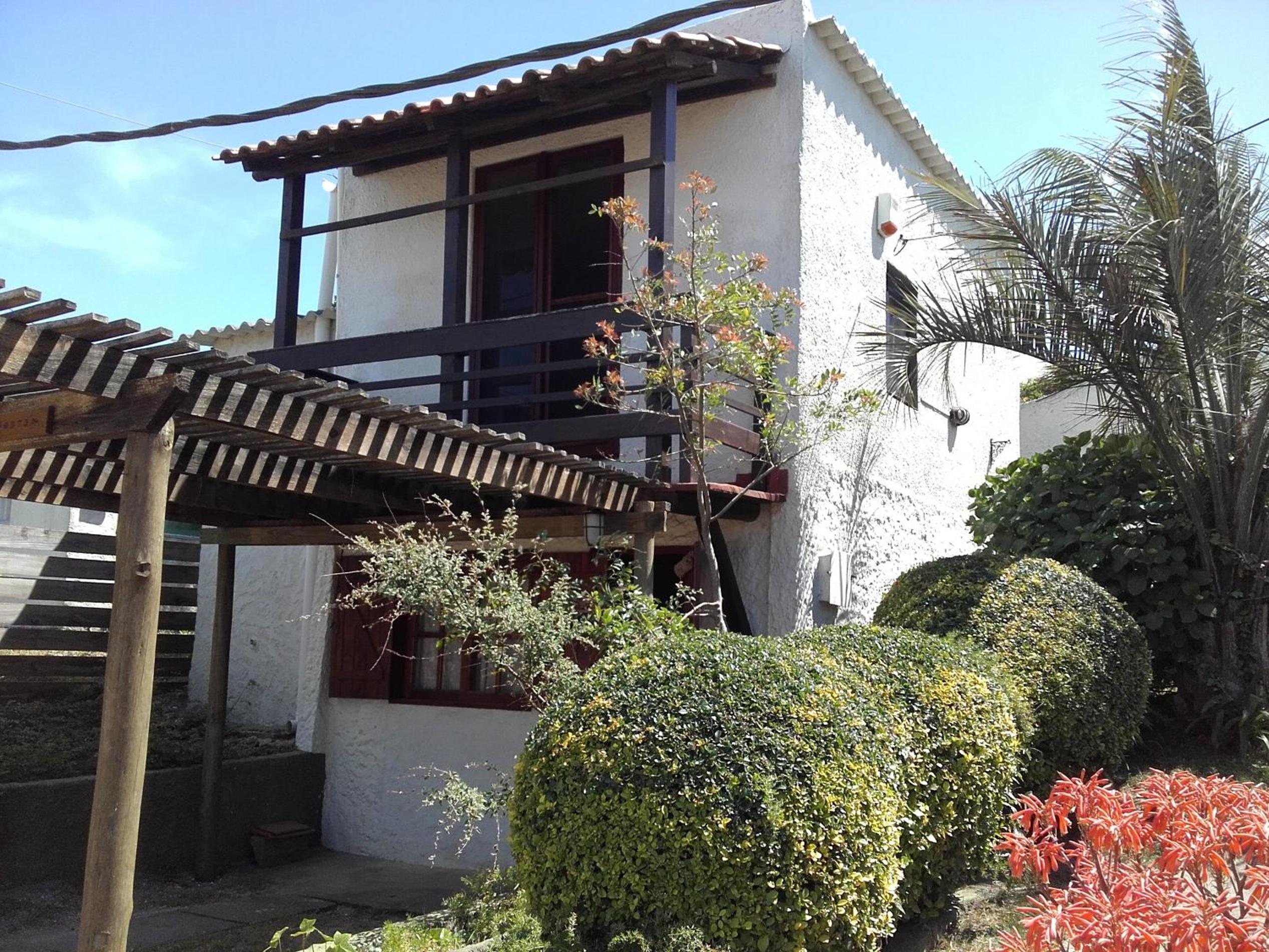 One-Bedroom House photo 1