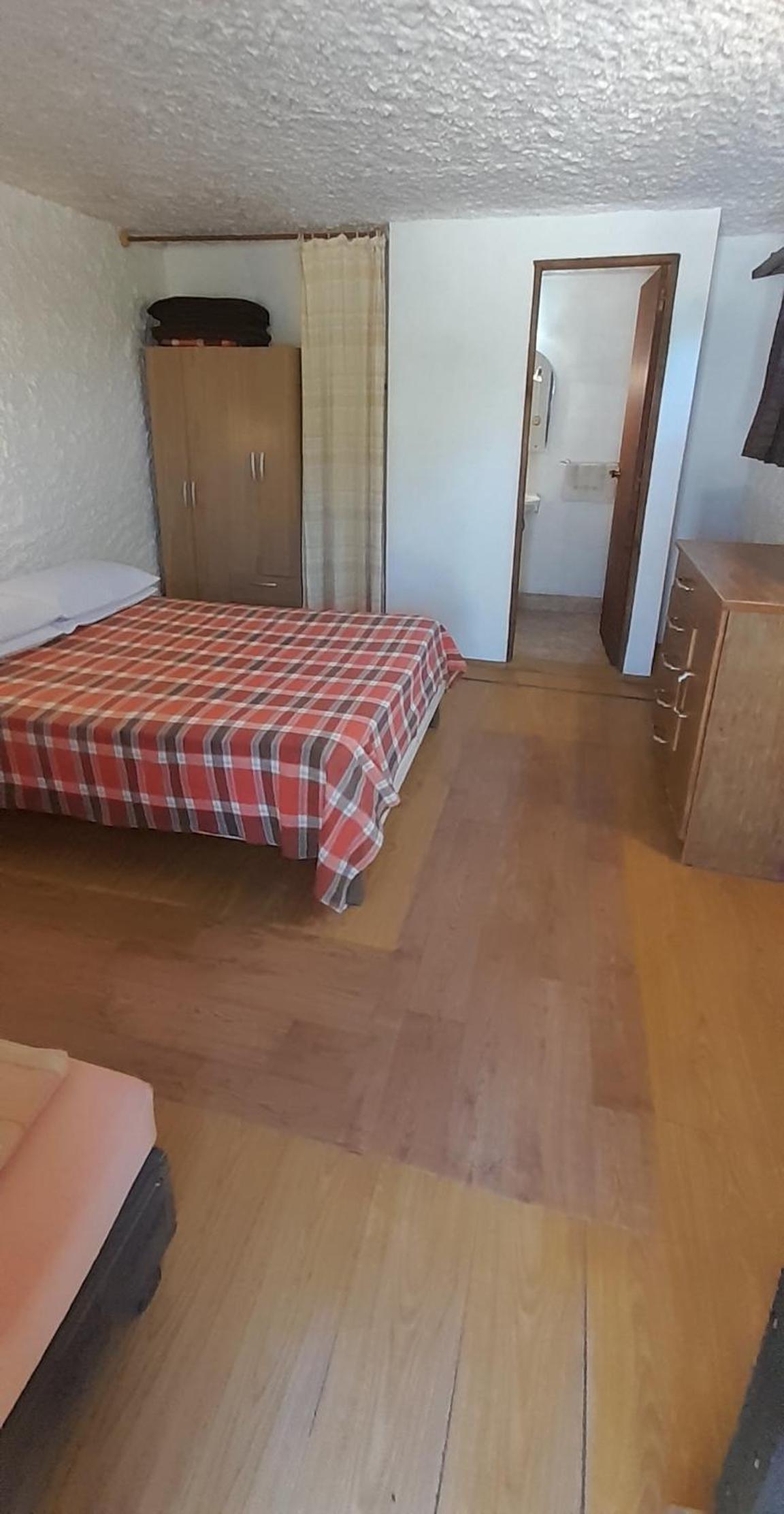 One-Bedroom House photo 3