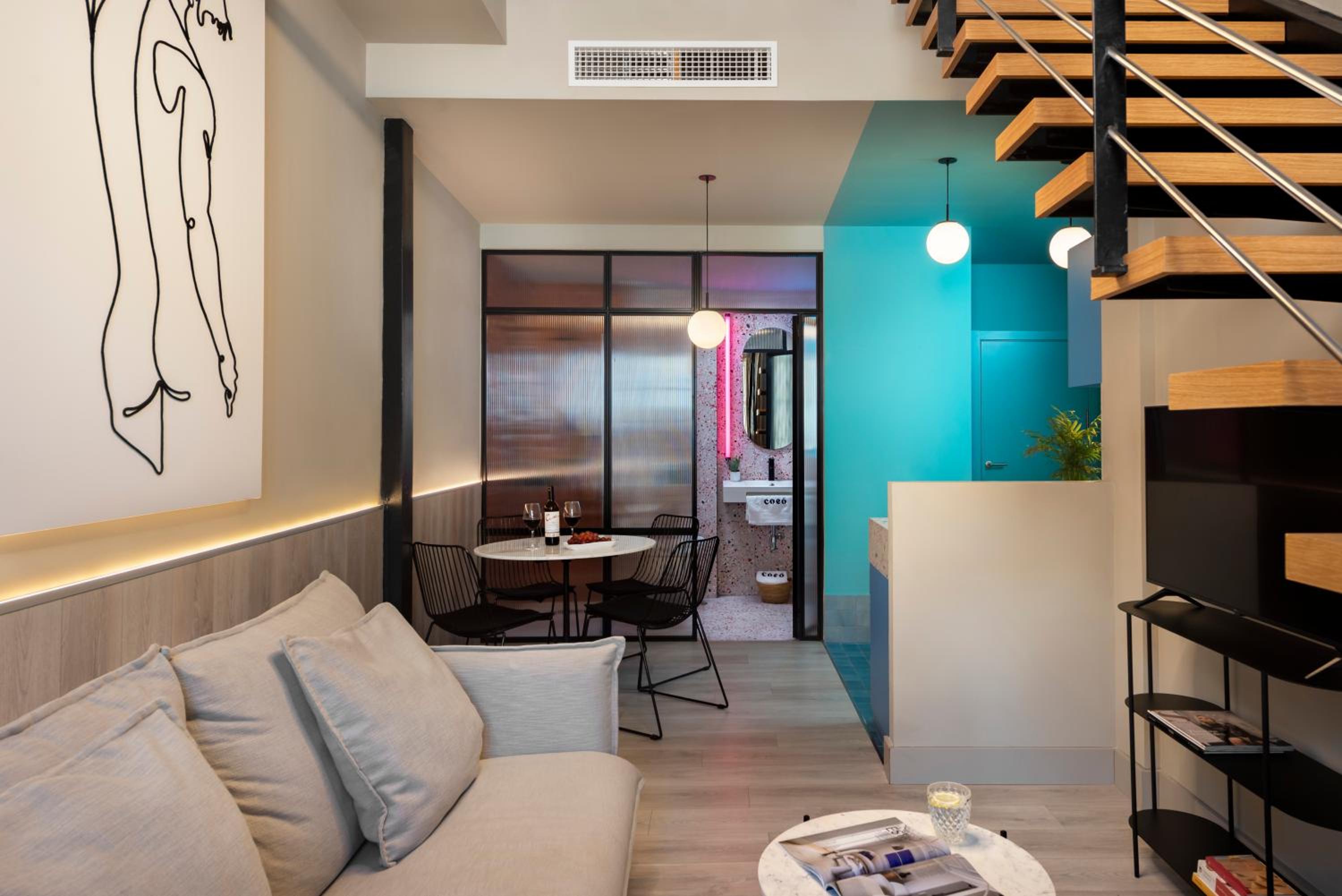 Suite Dúplex Alcazaba con vista al jardín y azotea privada