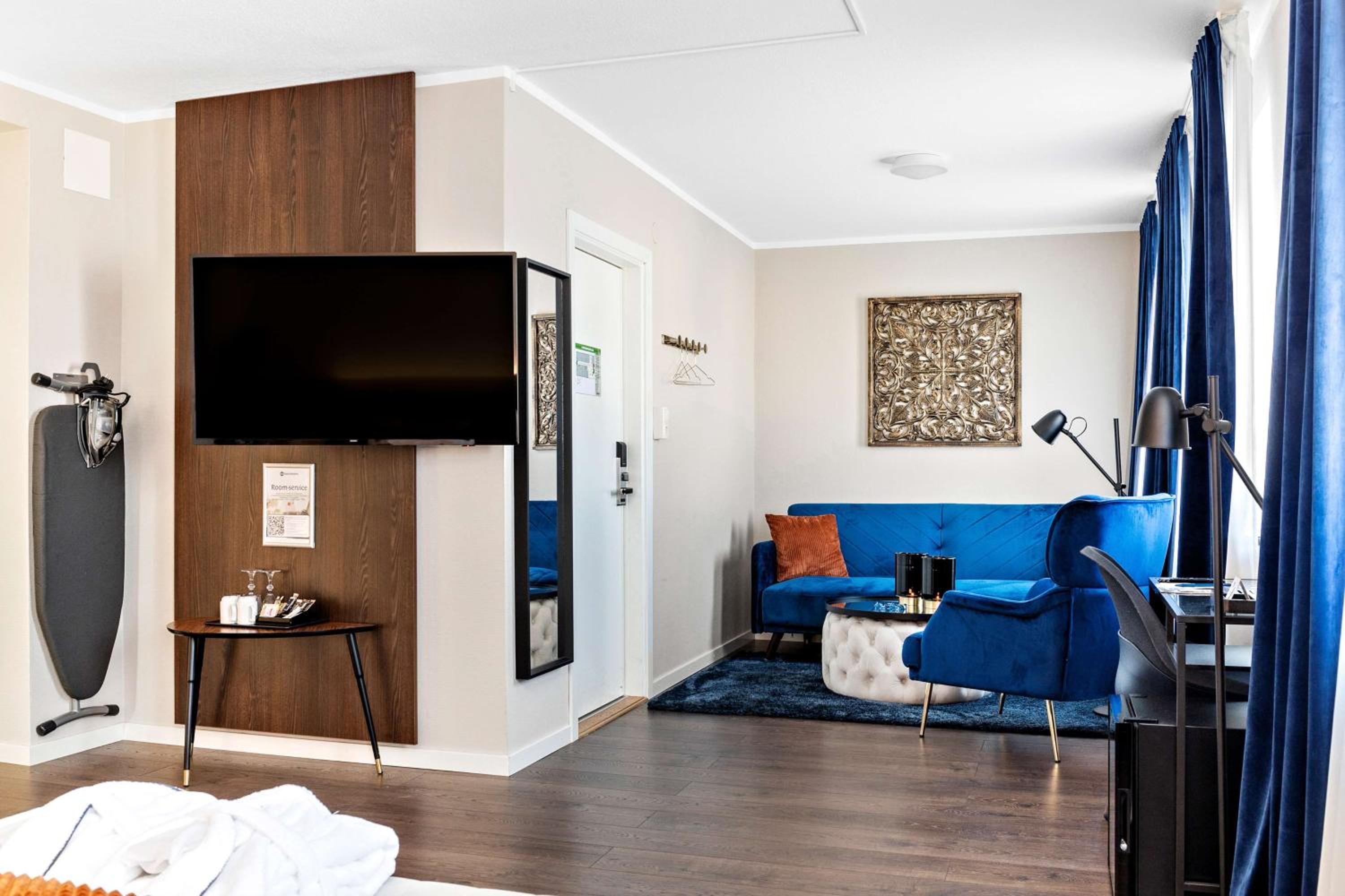 Superior King Room photo 2