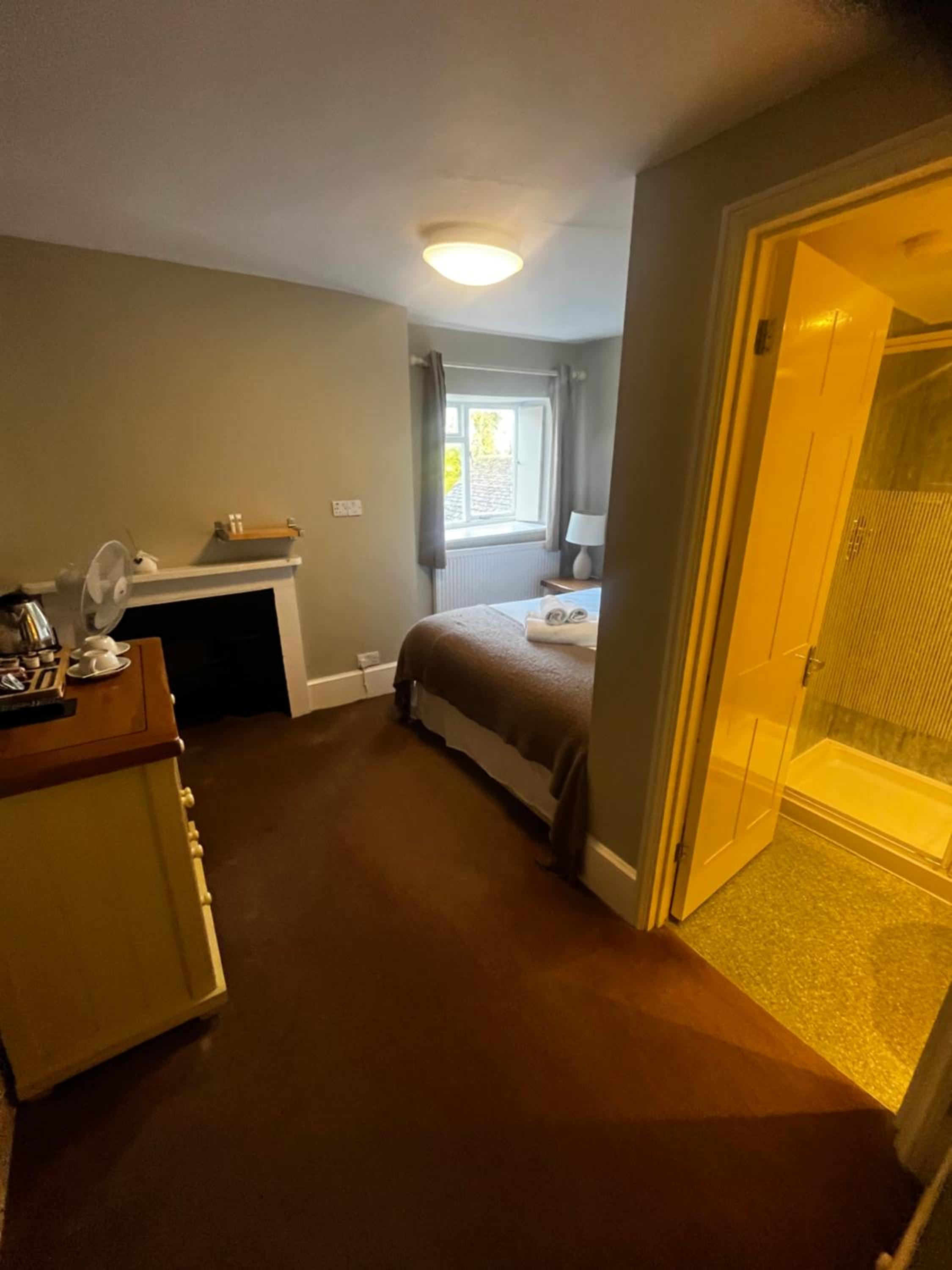 Economy Double Room