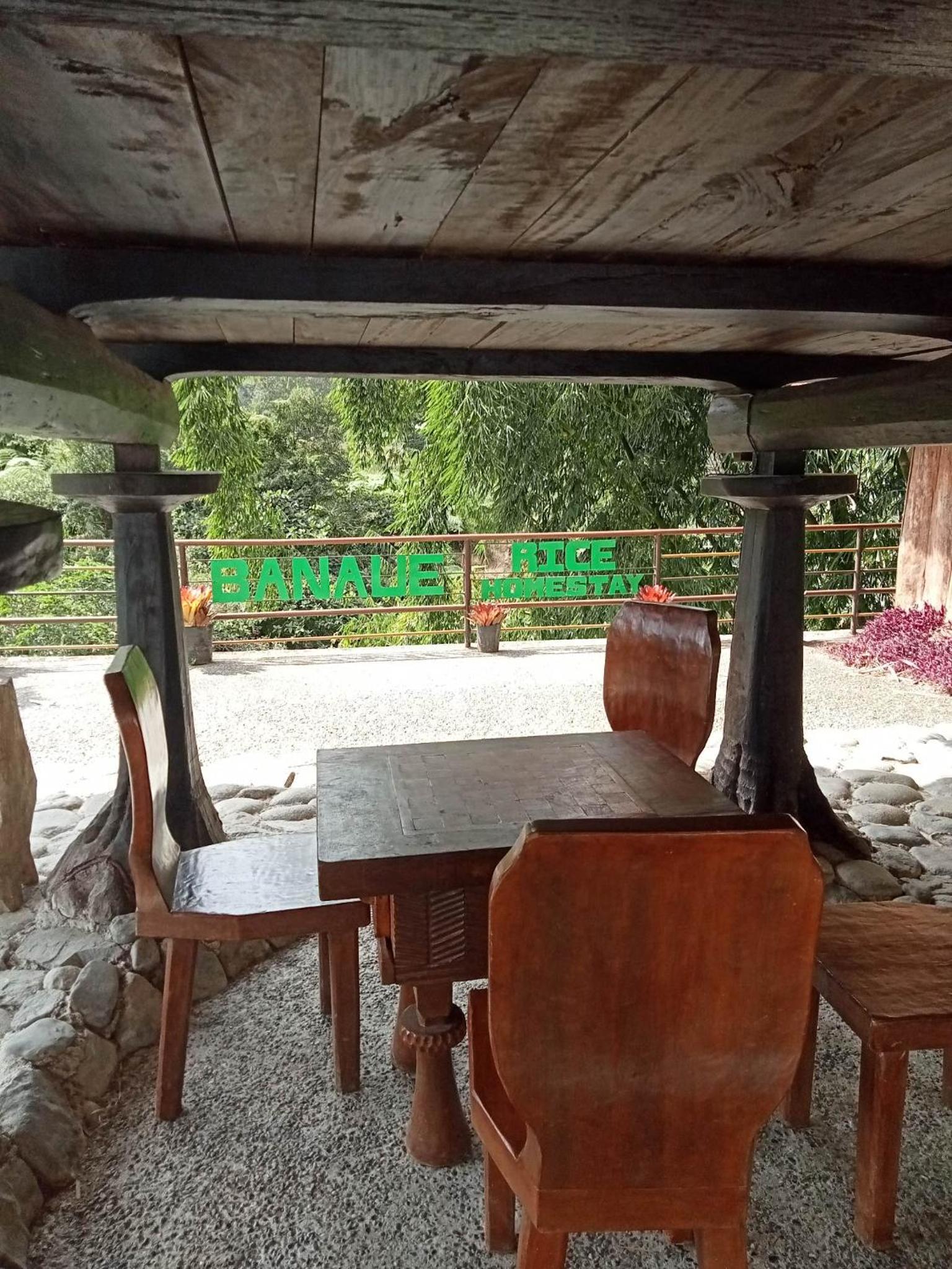 Deluxe Bungalow with Garden View photo 3