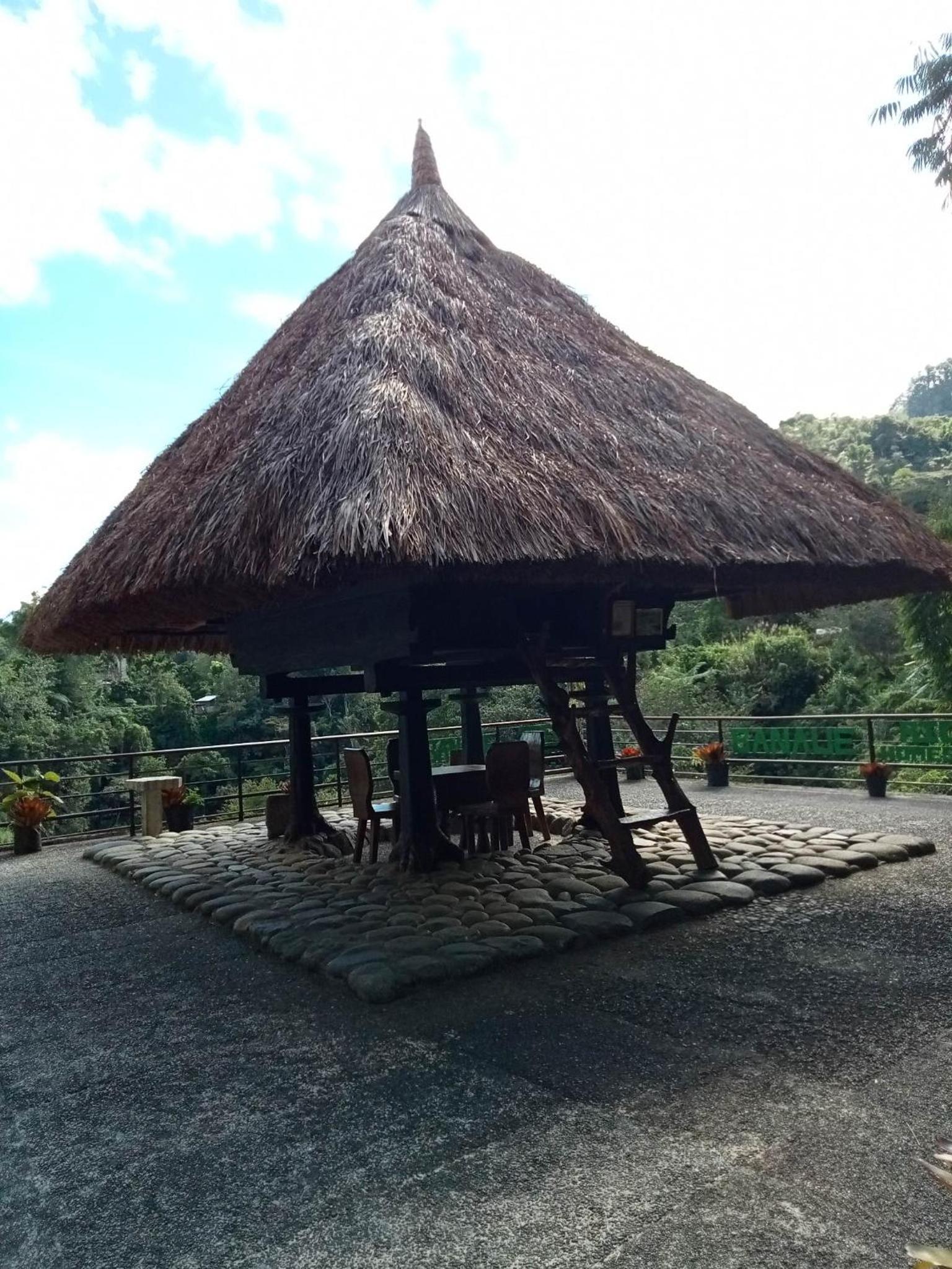 Deluxe Bungalow with Garden View photo 2