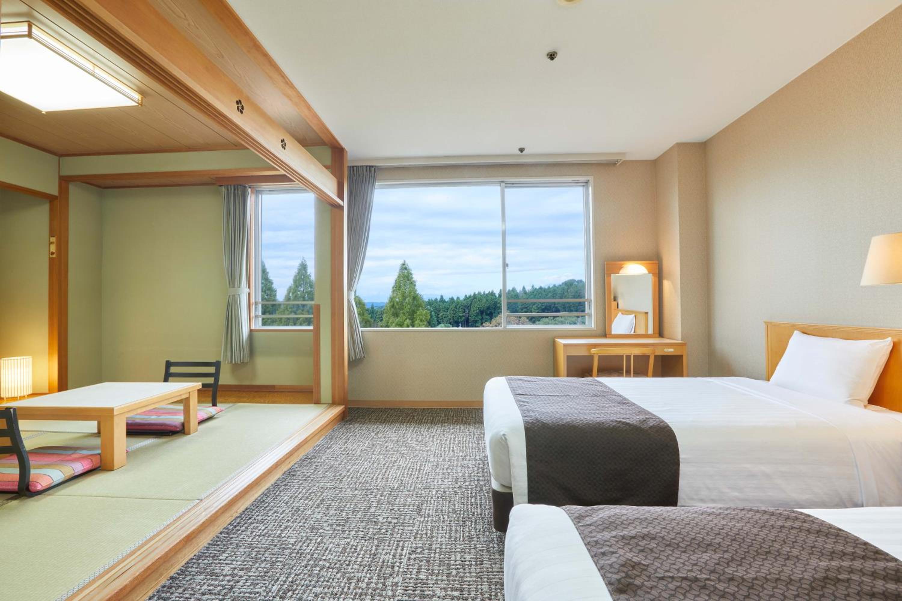 Japanese-Western style Room (With Private Bath)