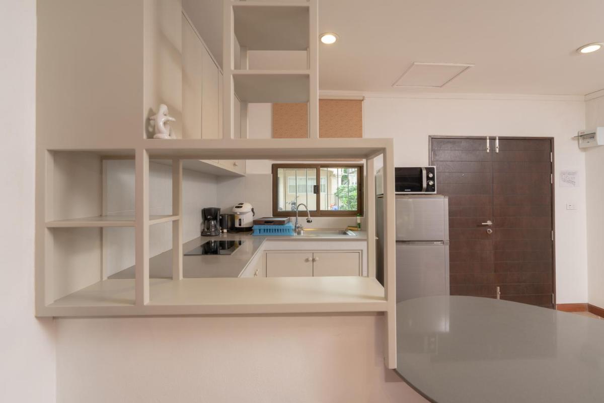 Apartment with Pool View  - Photo 39