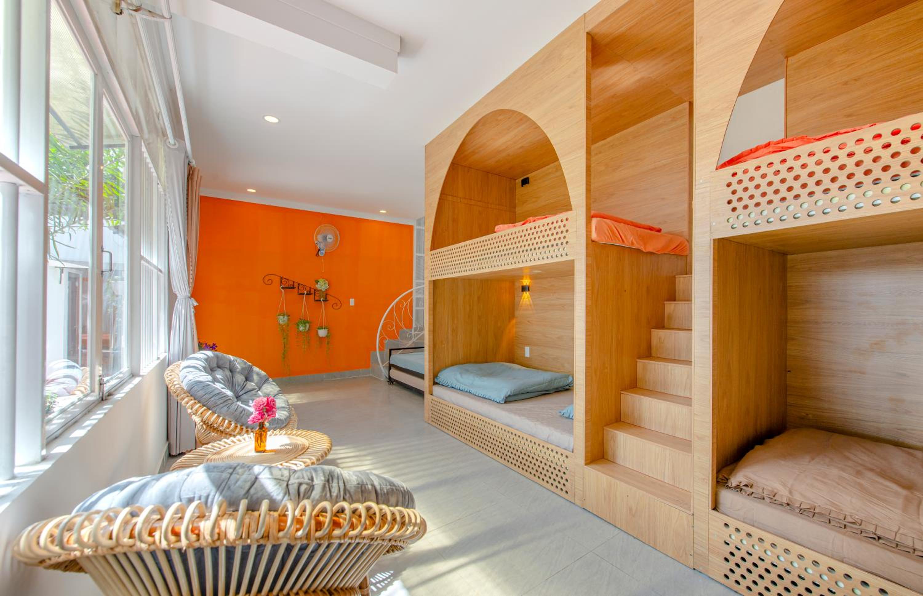 8-Bed Mixed Dormitory Room photo 2