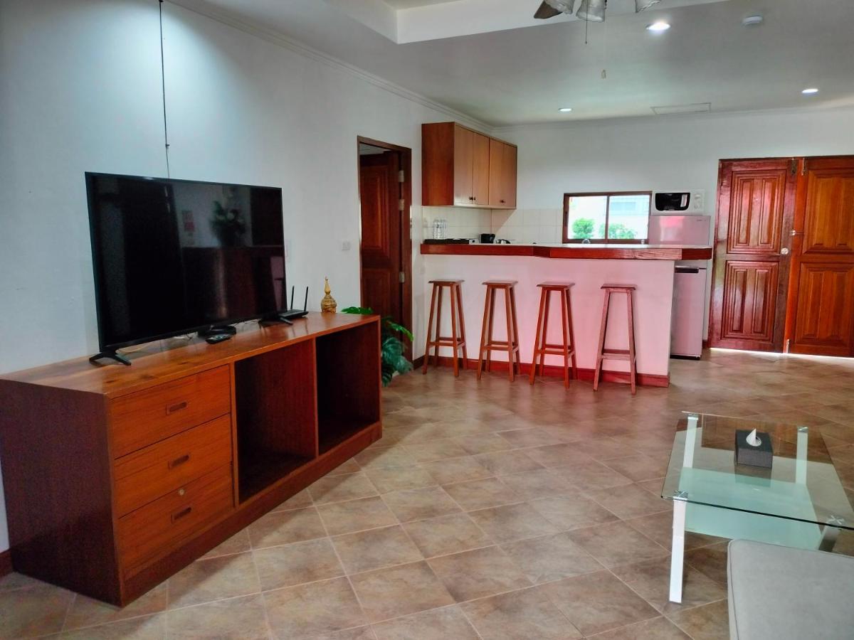 Apartment with Pool View  - Photo 32