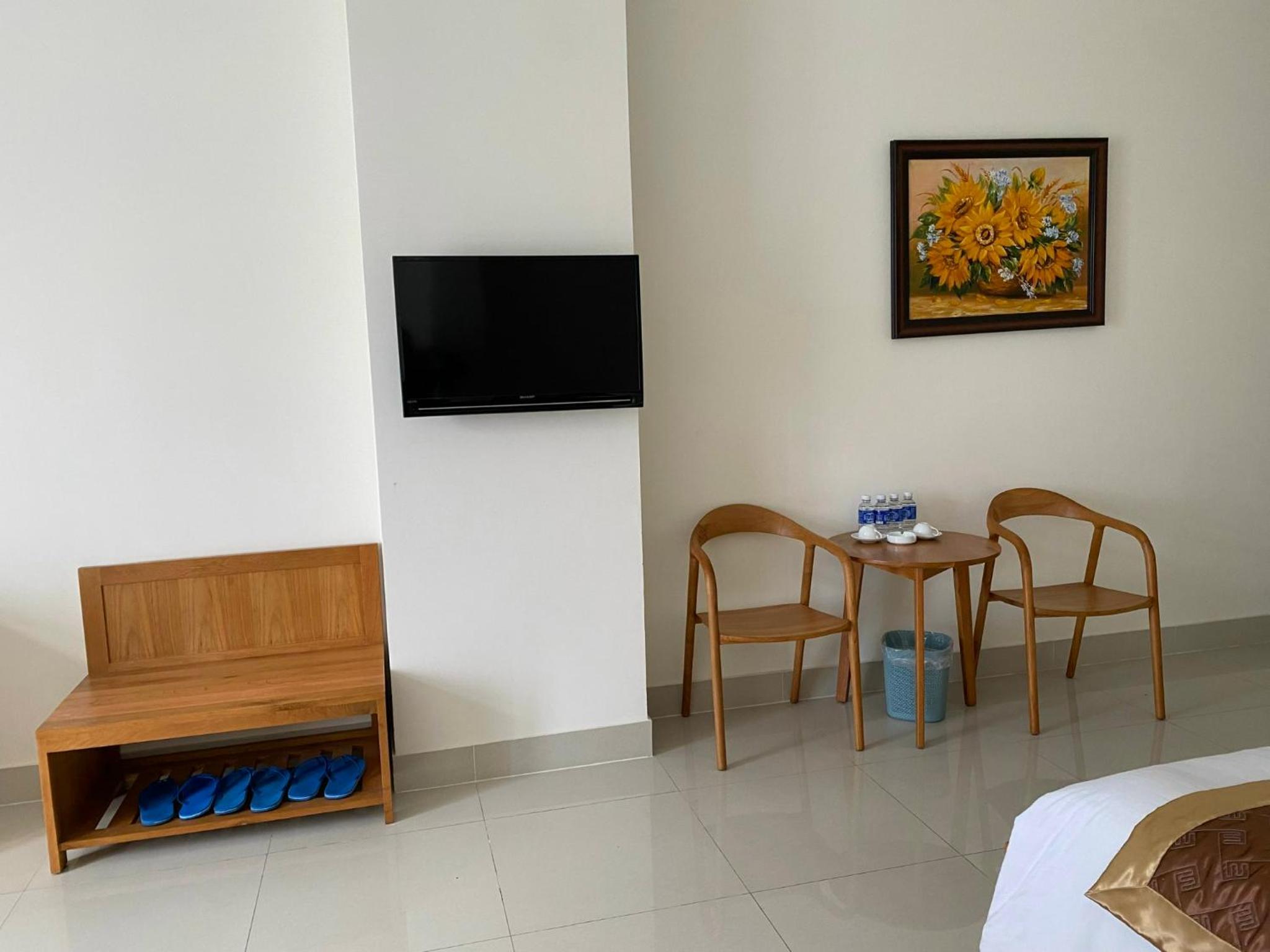 Quadruple Room with Balcony photo 3