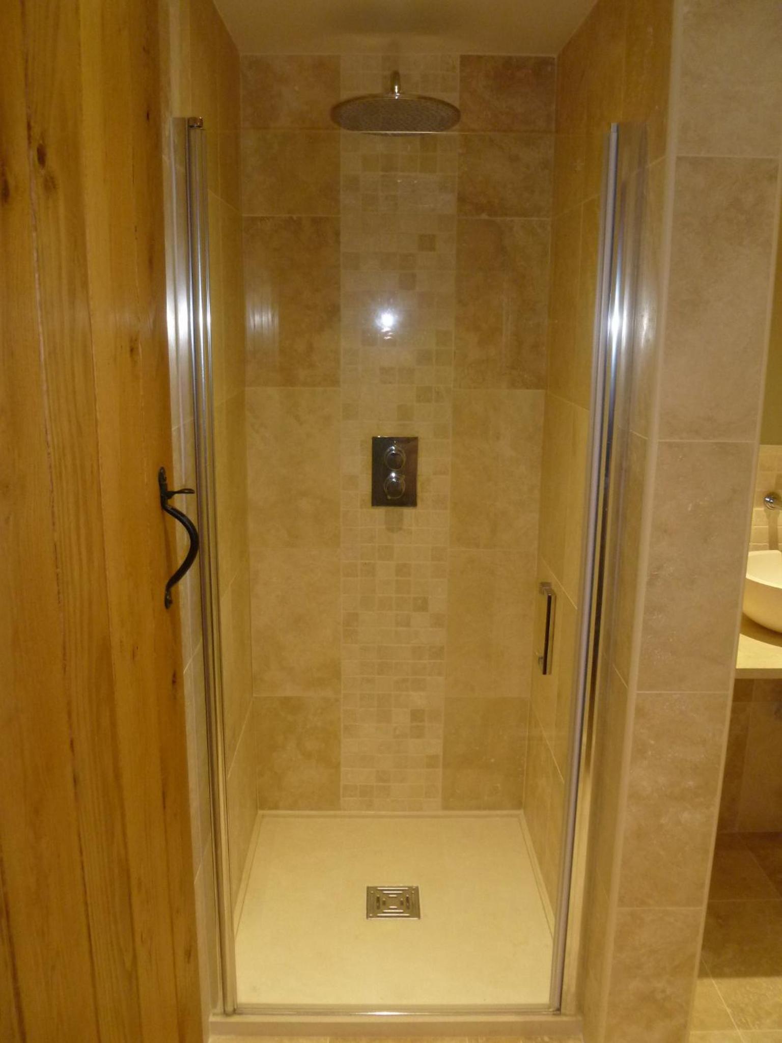 Deluxe Double Room with Shower photo 2