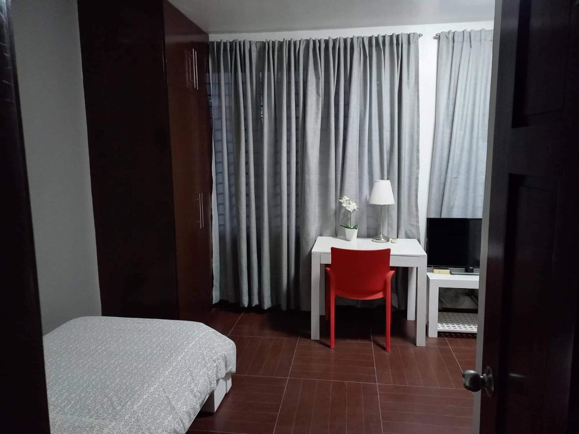 Triple Room with Private Bathroom - Photo 9
