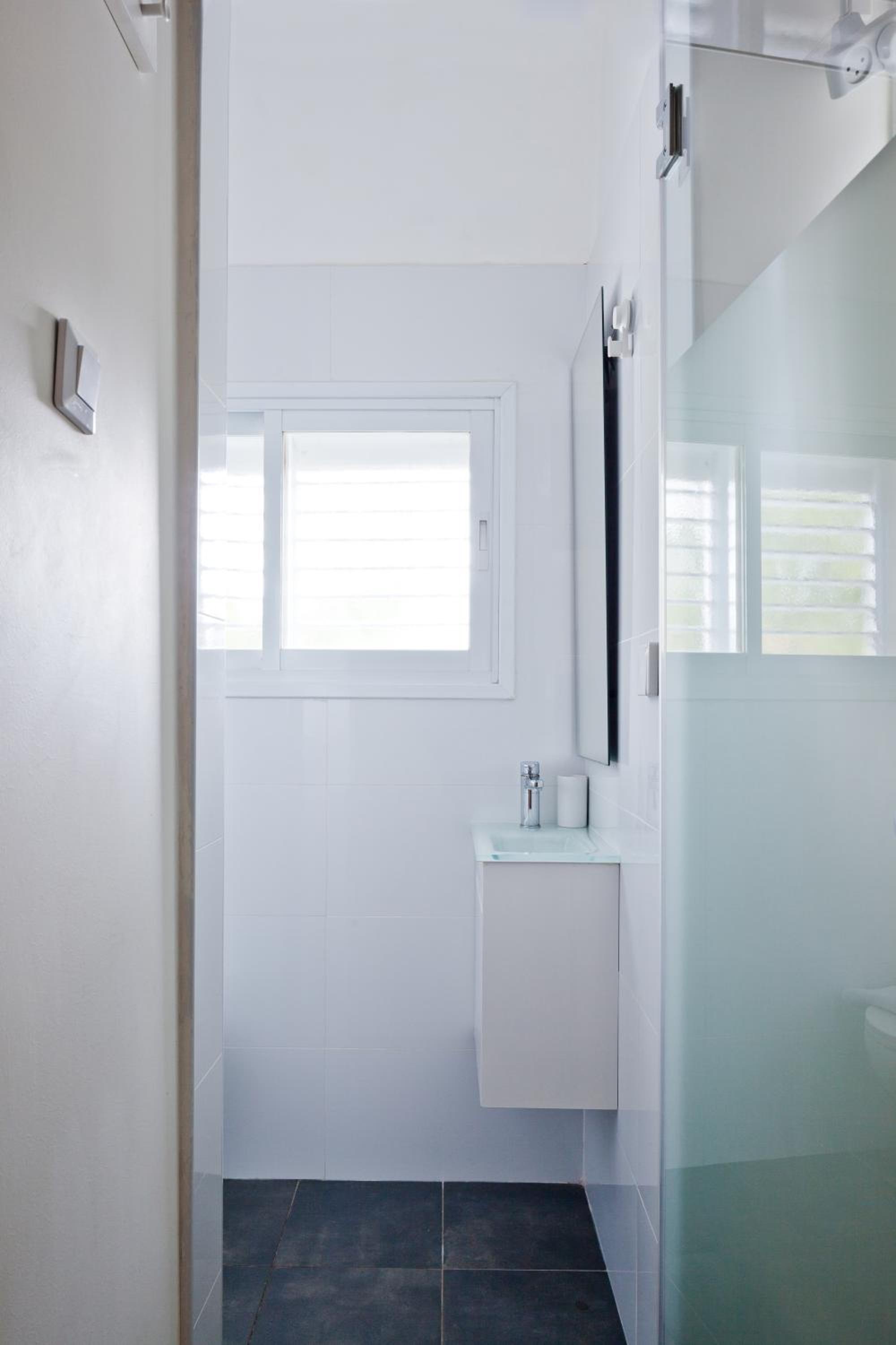 Small Double Room - Photo 4