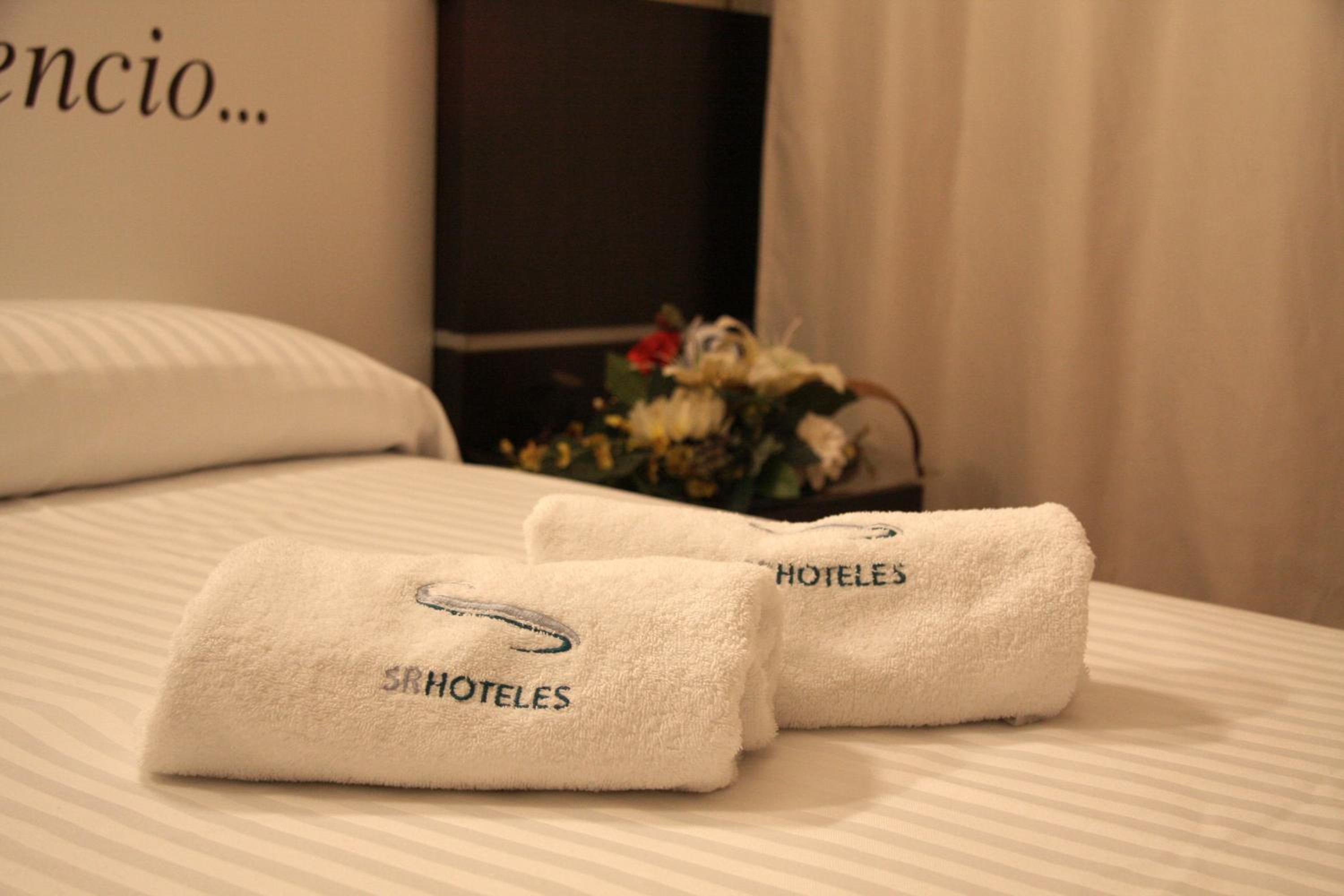 Double or Twin Room - Photo 1