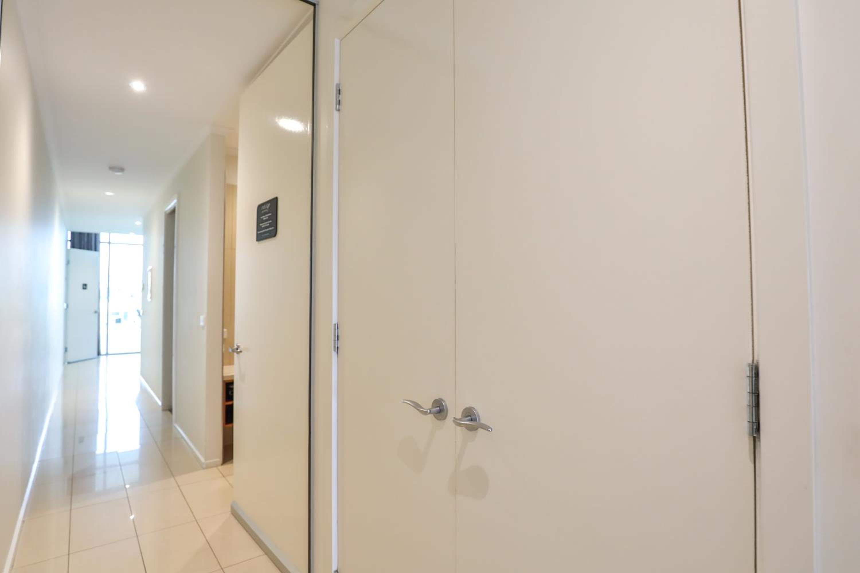 Two-Bedroom Apartment - Photo 33