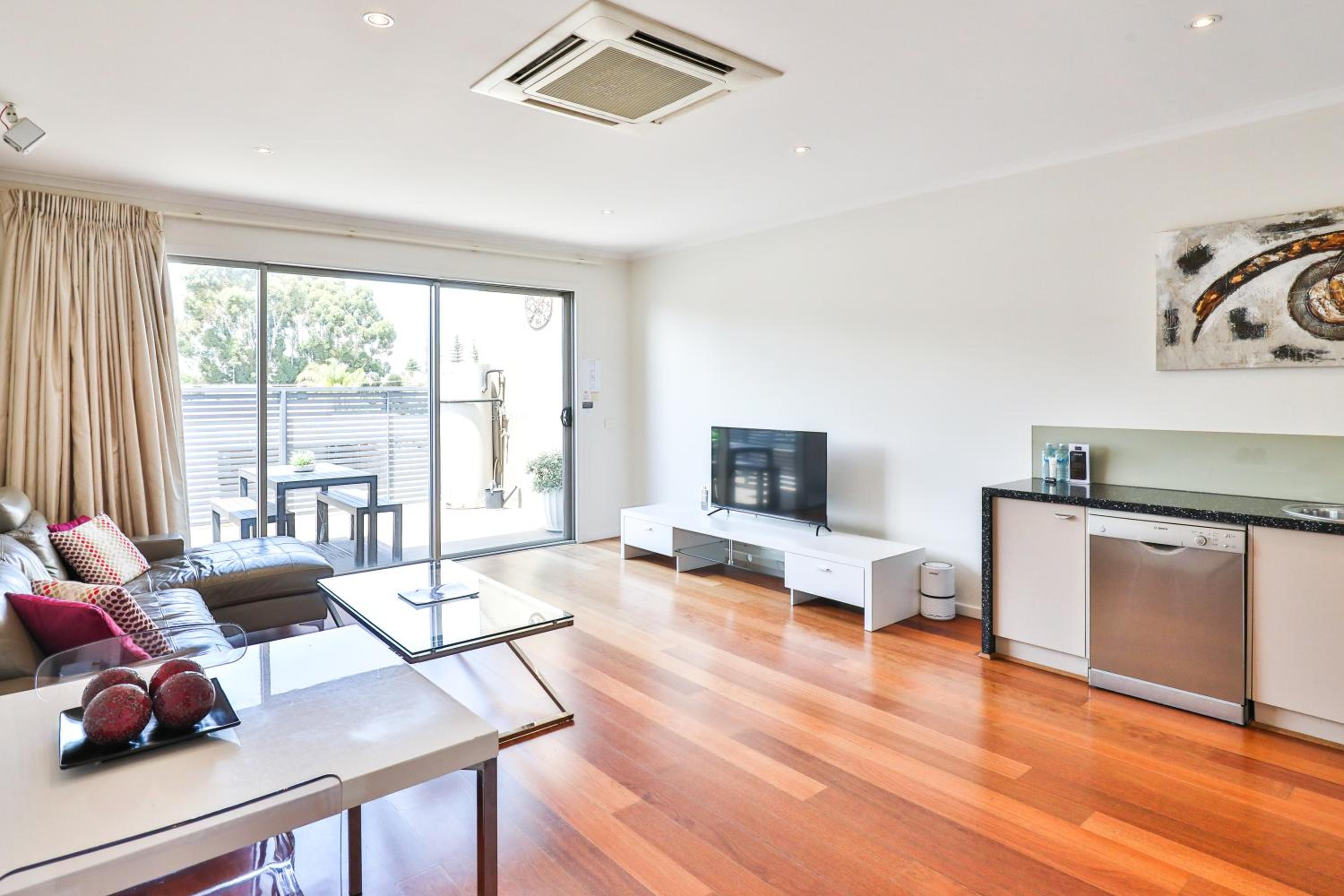 Two-Bedroom Apartment - Photo 45
