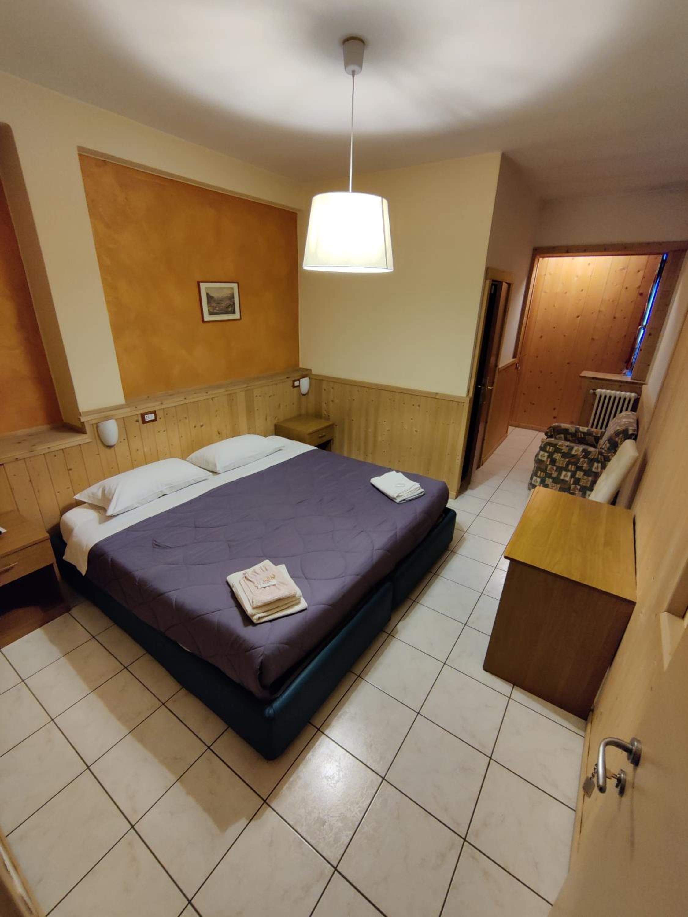 Double or Twin Room photo 3