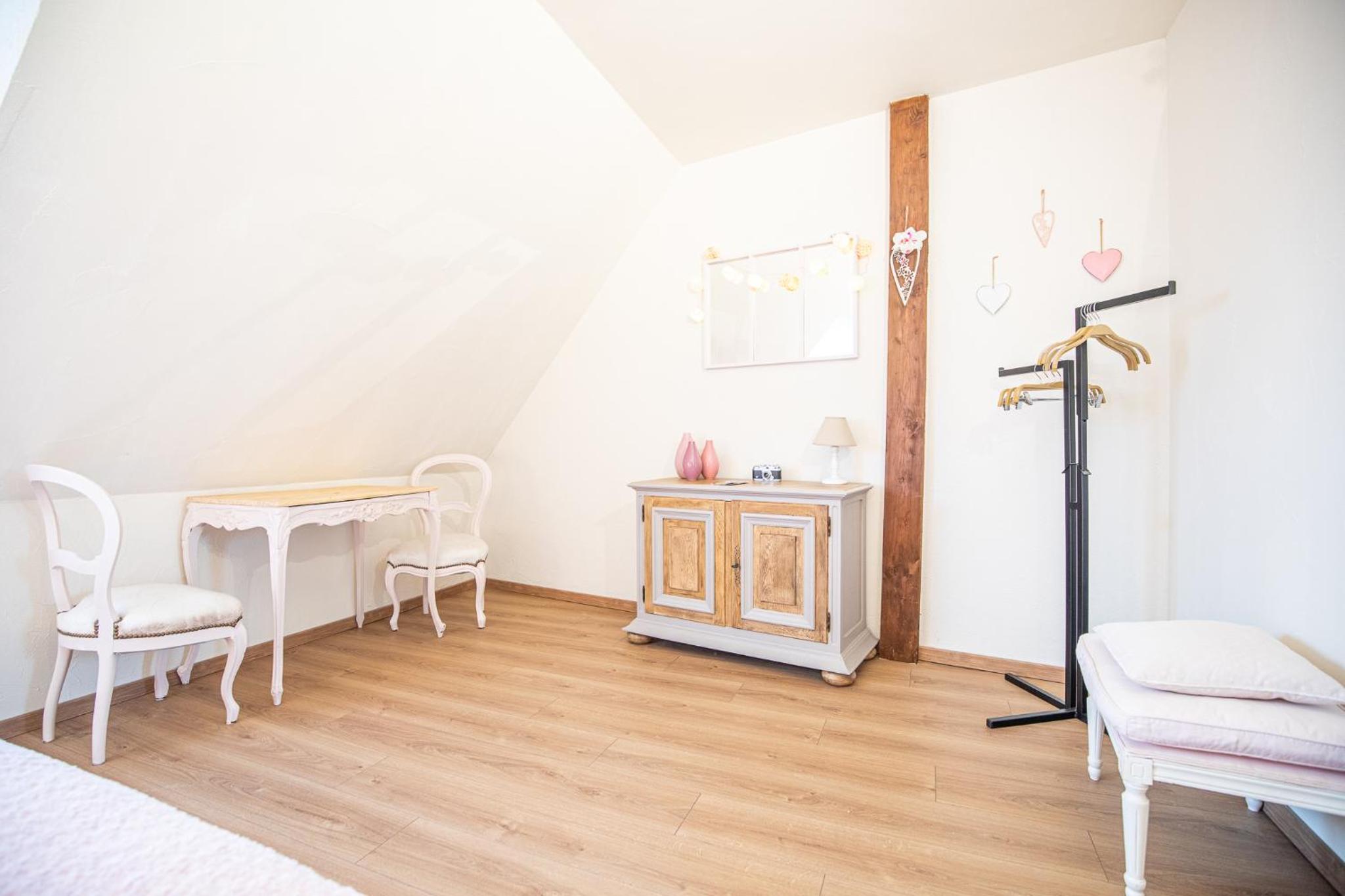 Studio Apartment photo 2
