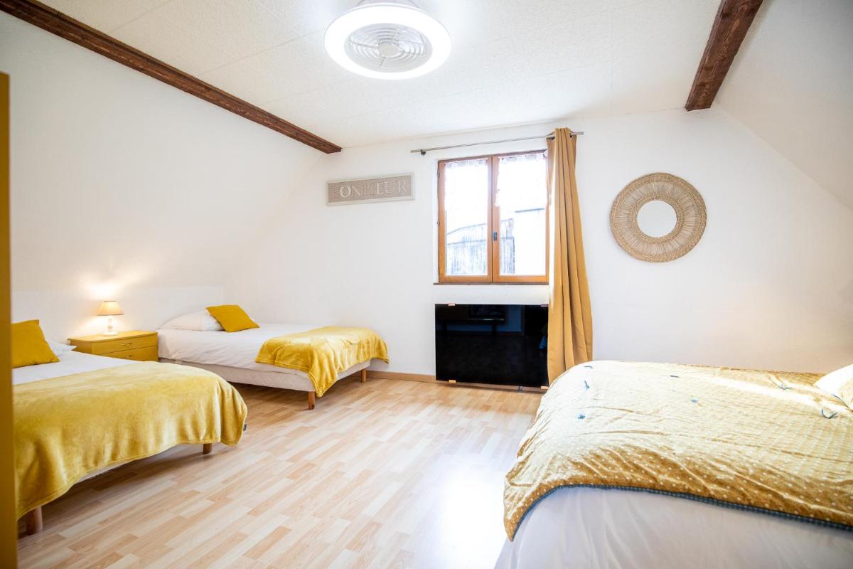 Two-Bedroom House photo 2