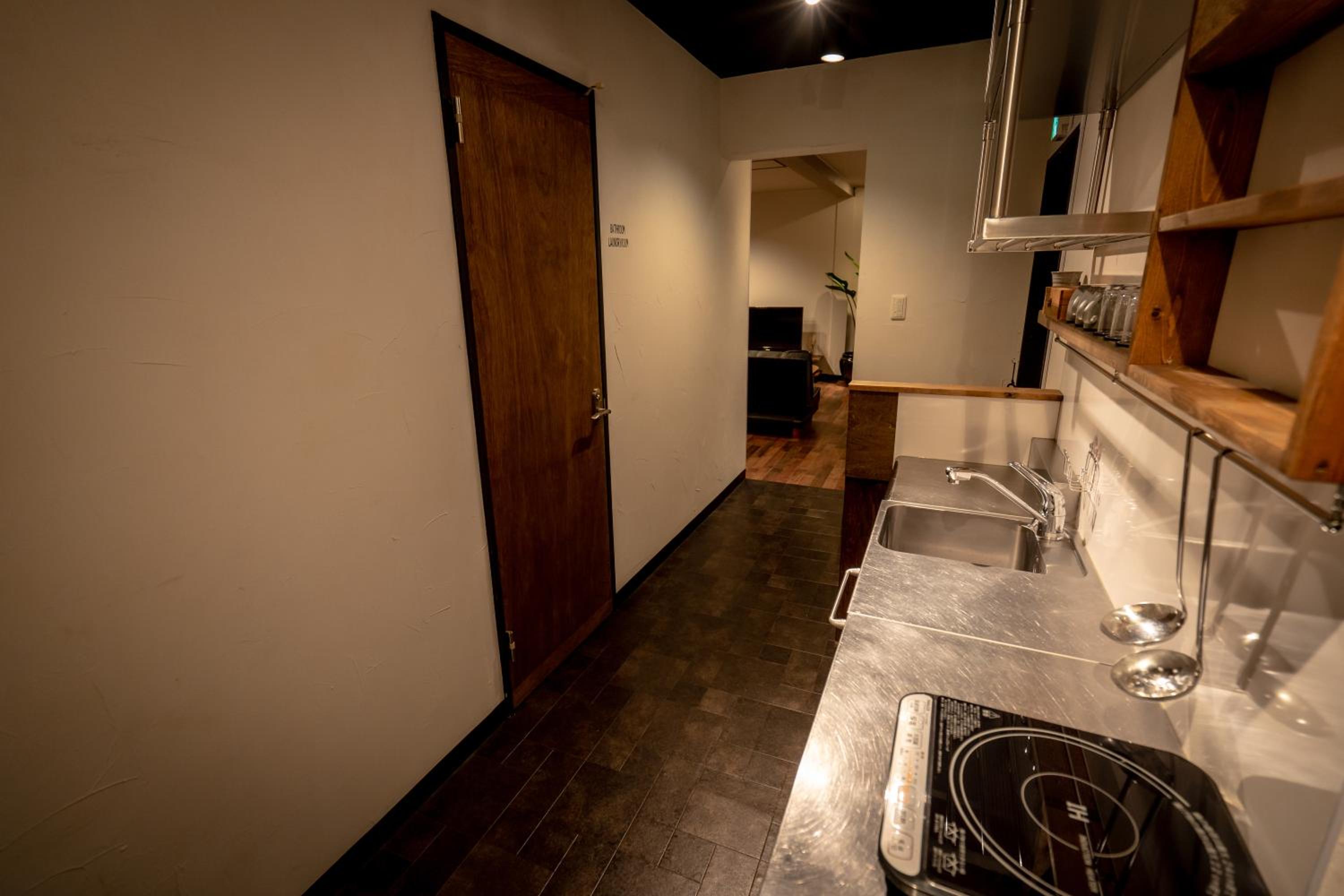Superior Family Room - Photo 21
