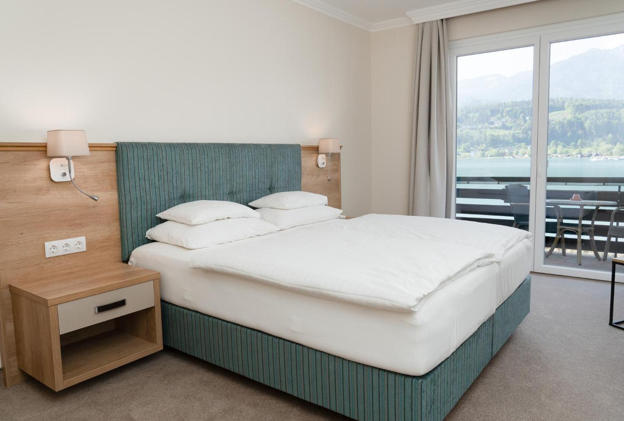 Superior Double Room with Balcony - Photo 1