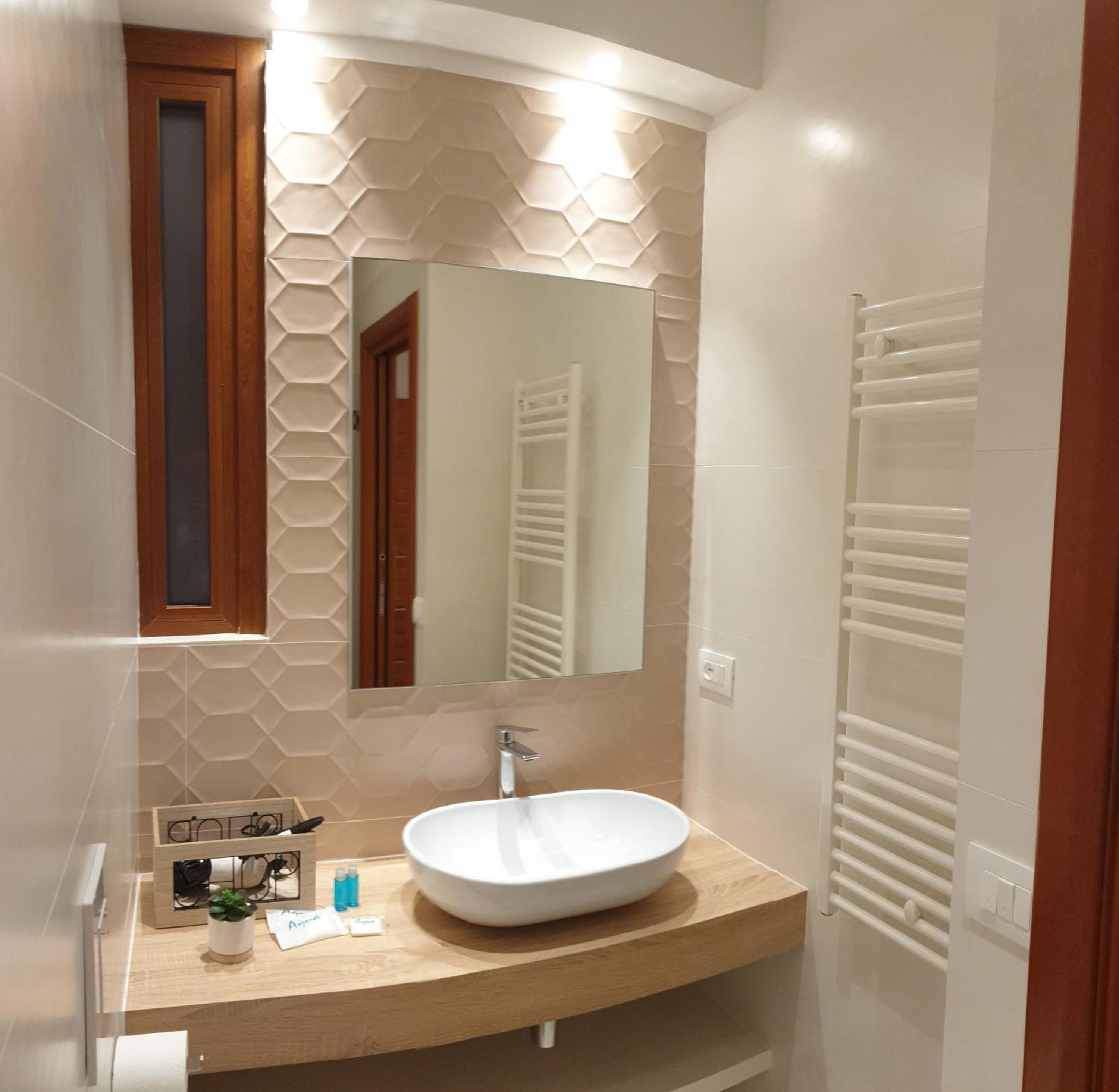 Deluxe Double Room with Extra Bed photo 2