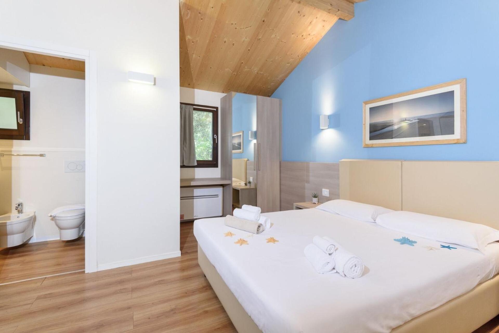 Three-Bedroom Chalet photo 1