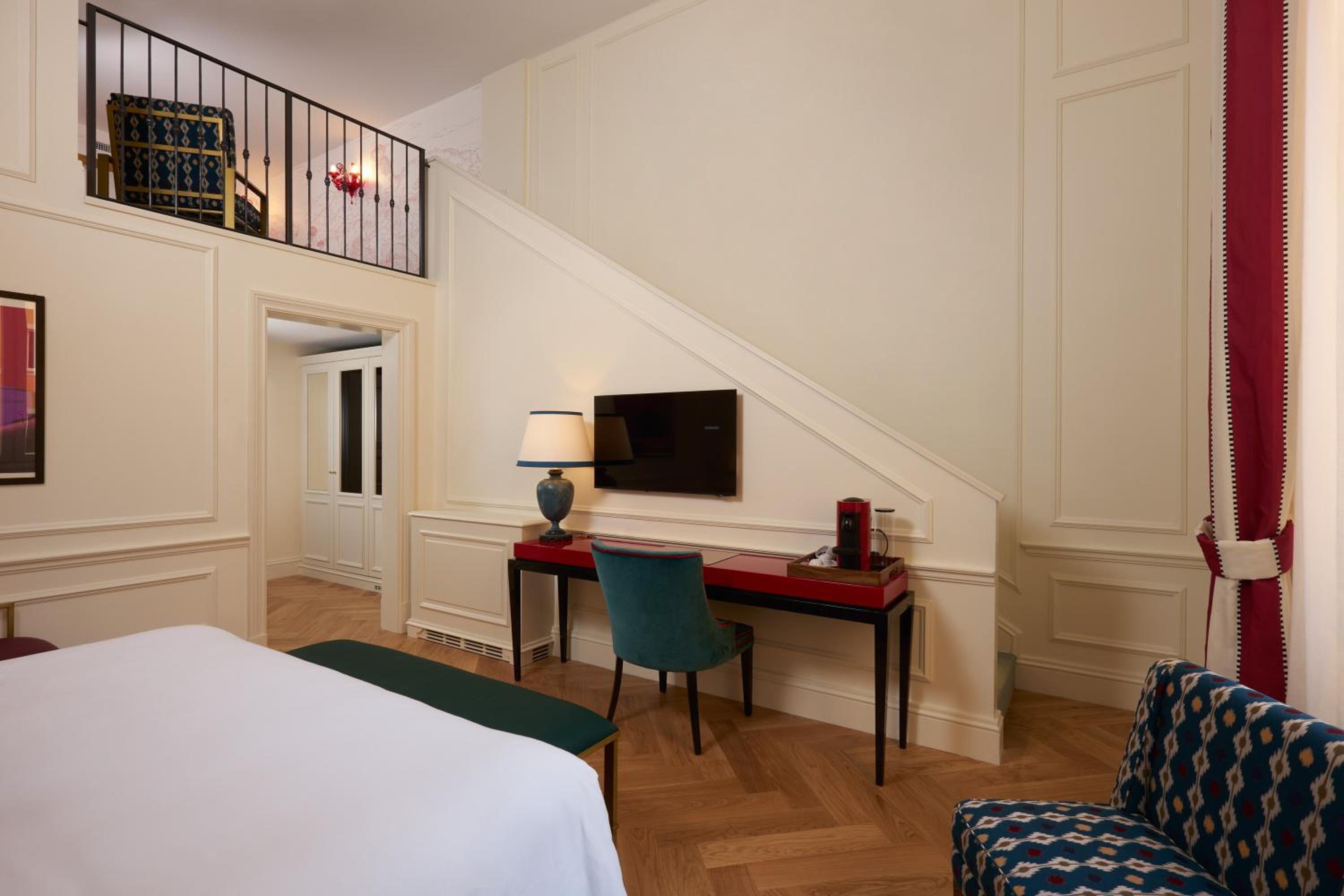 Loft Suite