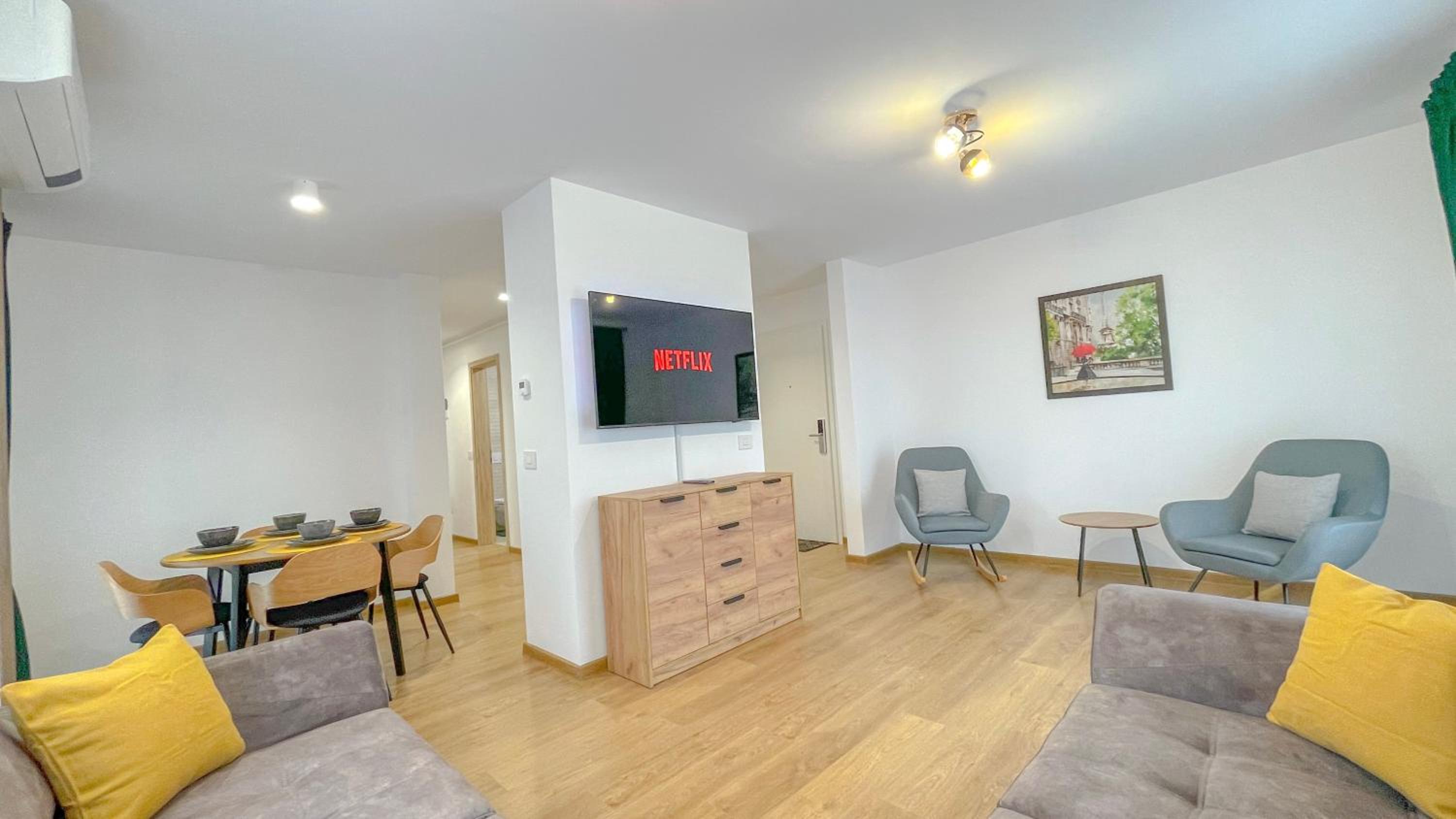 One-Bedroom Apartment