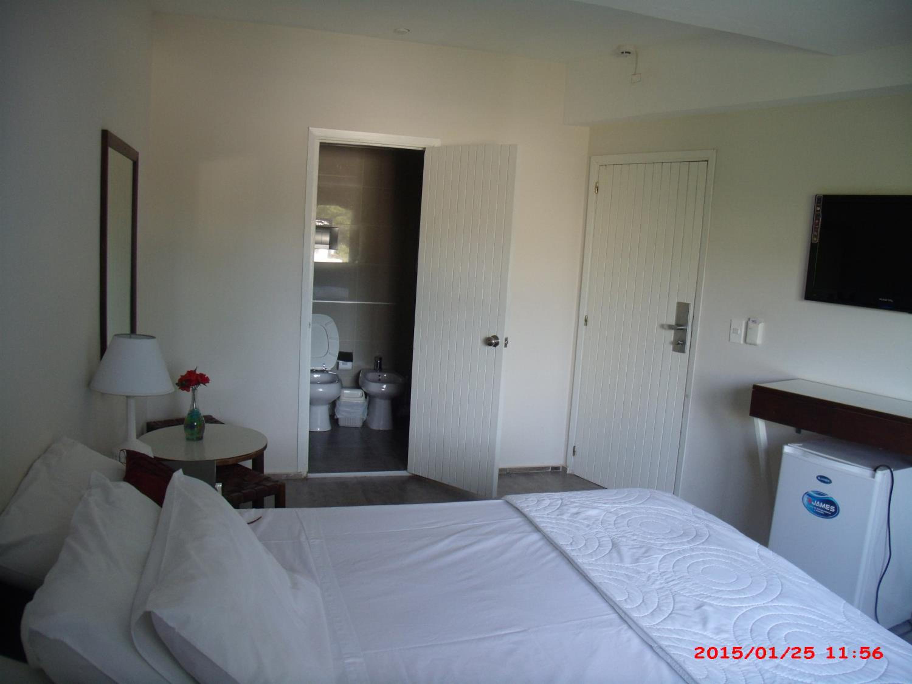 Basic Double Room photo 3