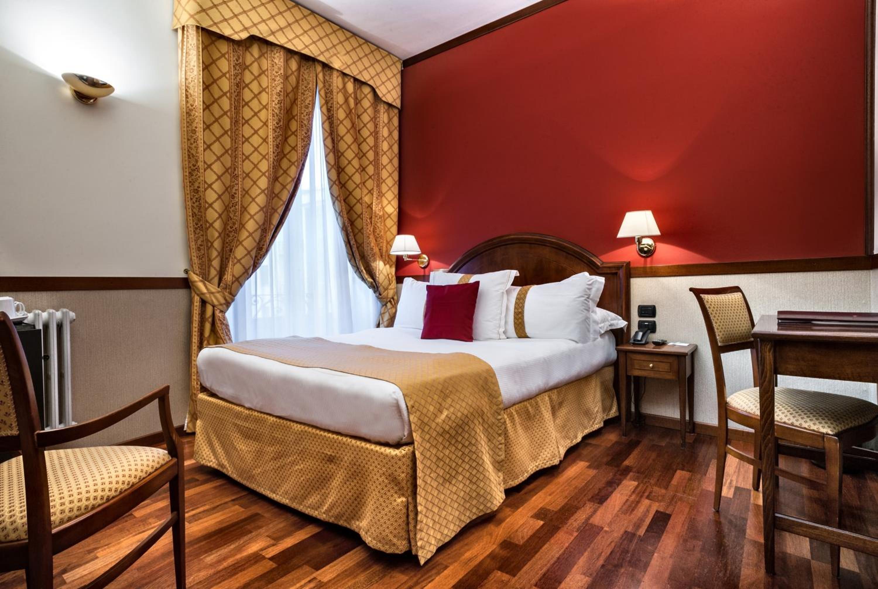 Standard Double Room With French Bed