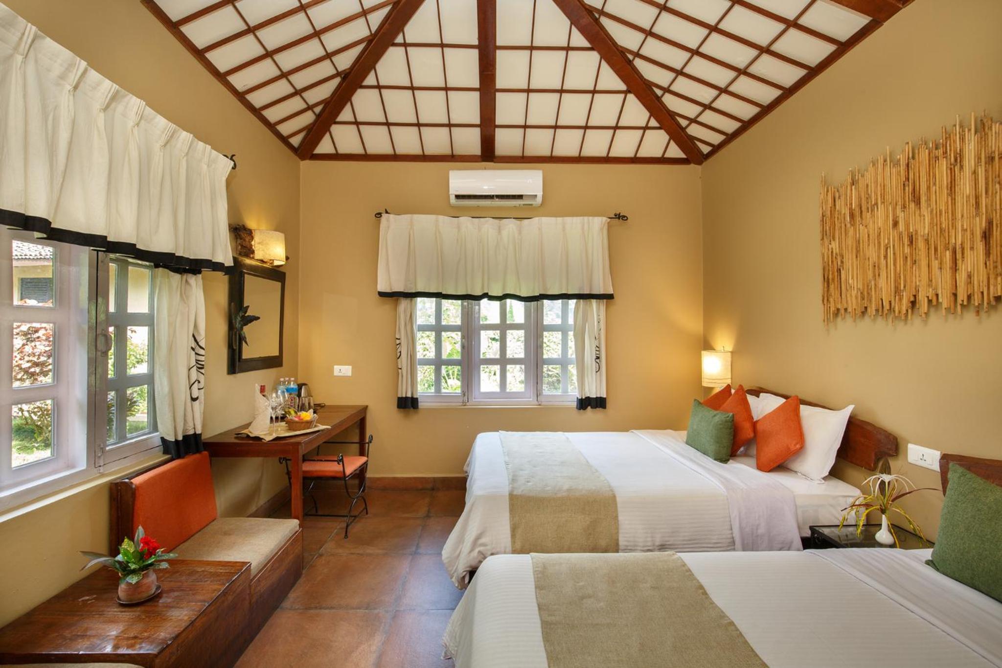 Standard Double or Twin Room photo 2