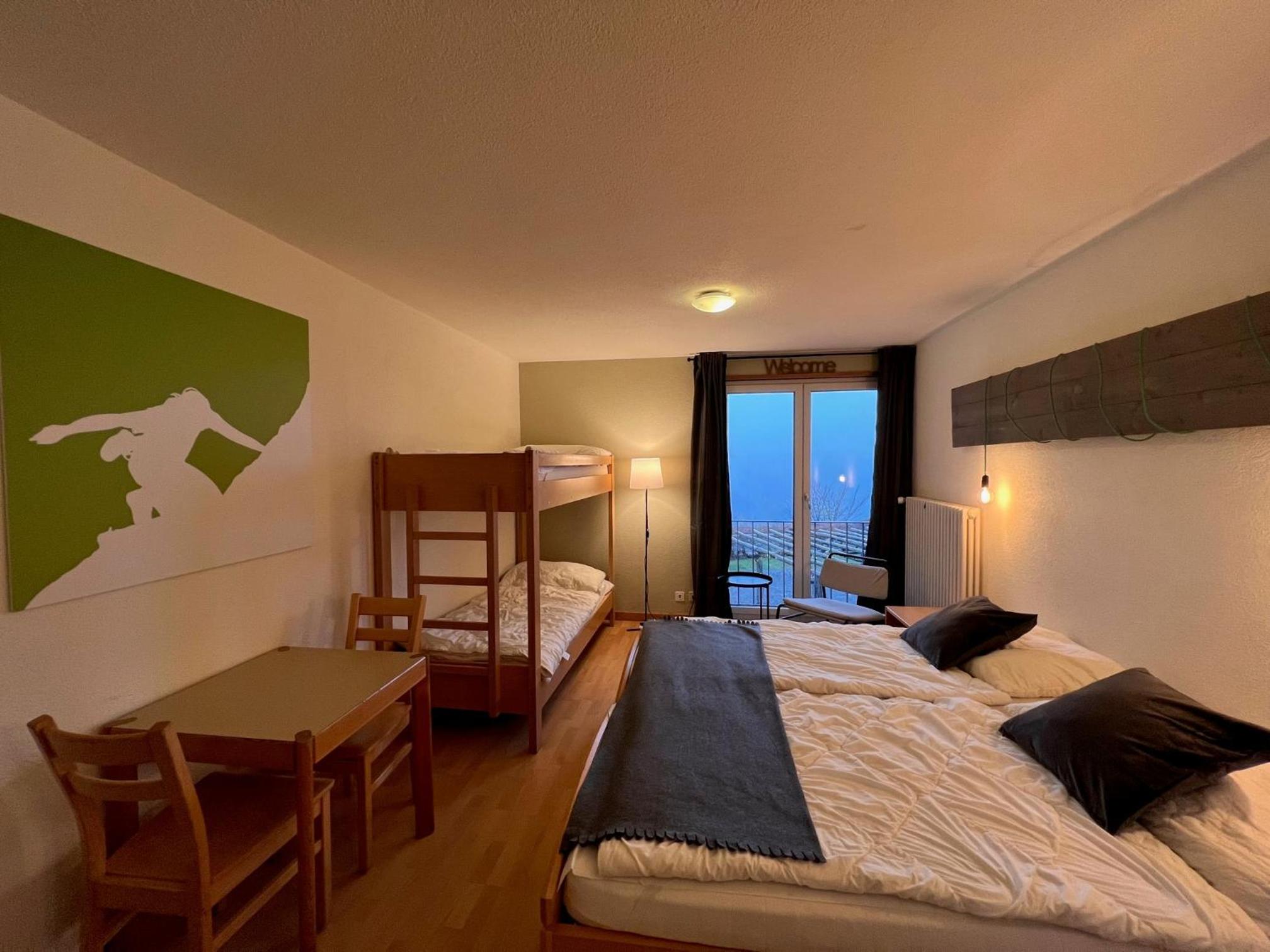 Economy Quadruple Room - Photo 3