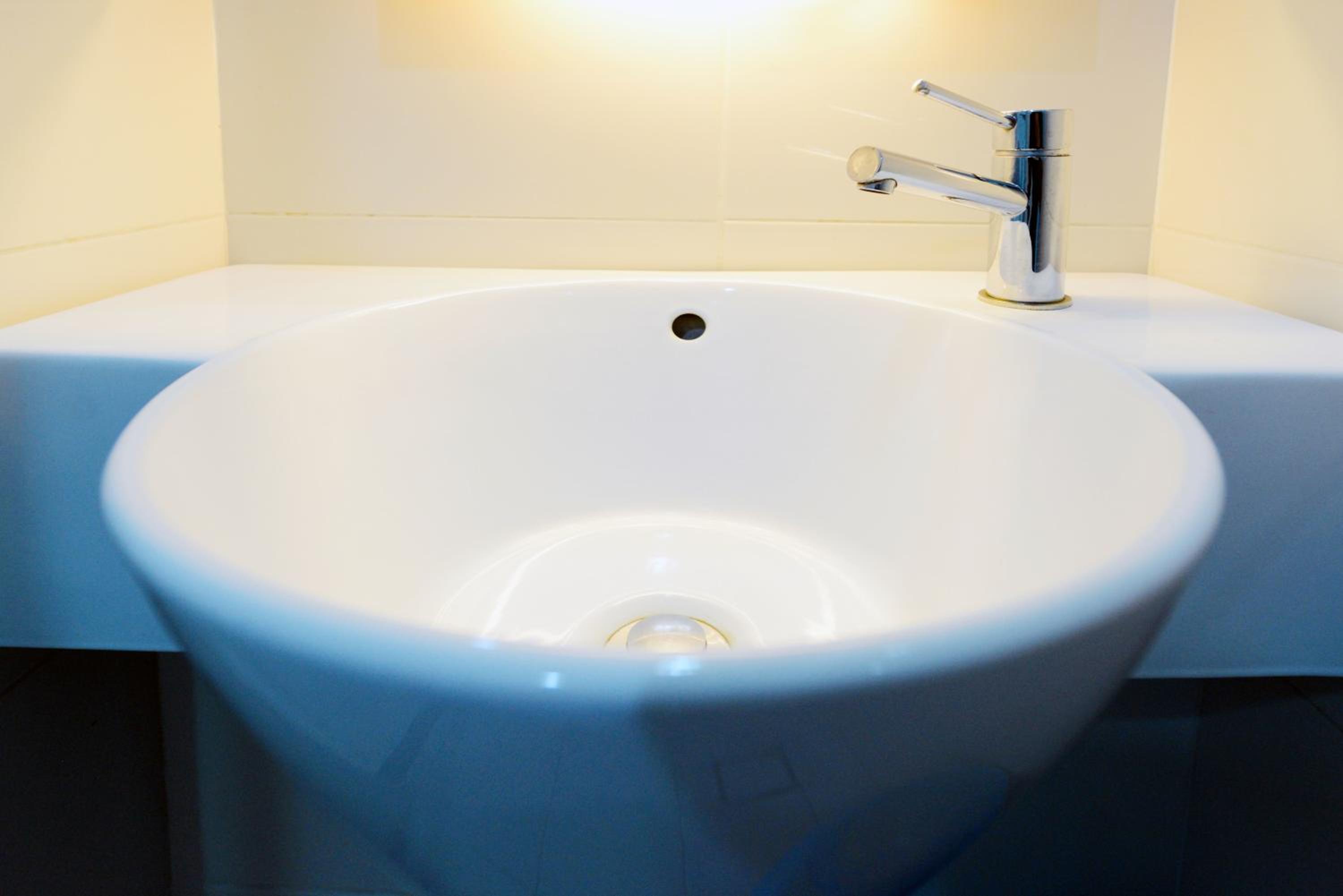 Double Room - Photo 5