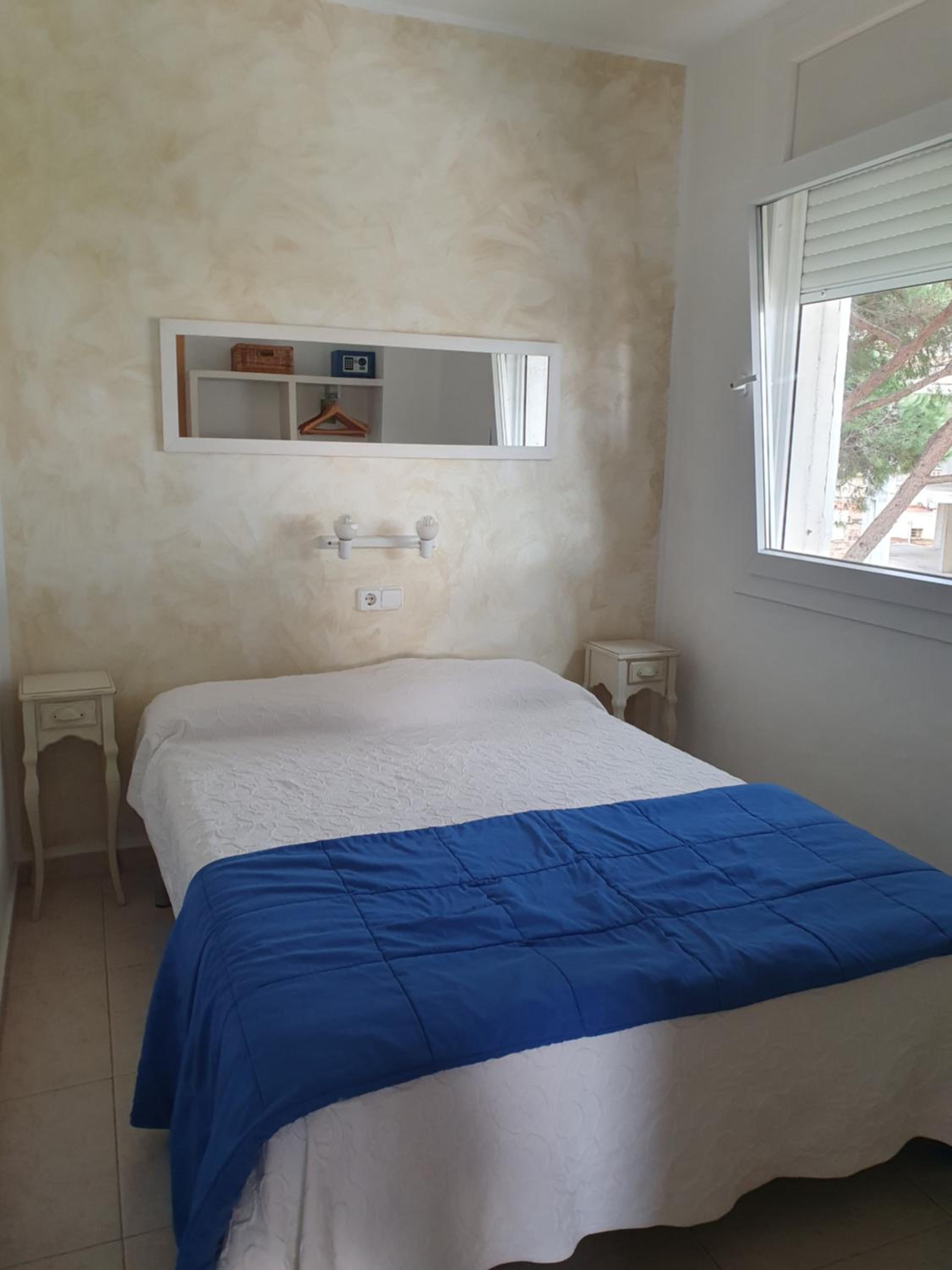 Apartamento de dos habitaciones con vista al mar