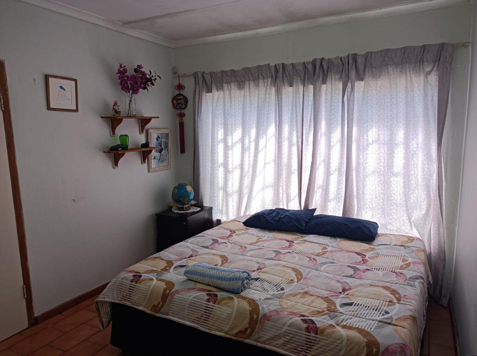 Two-Bedroom House photo 2