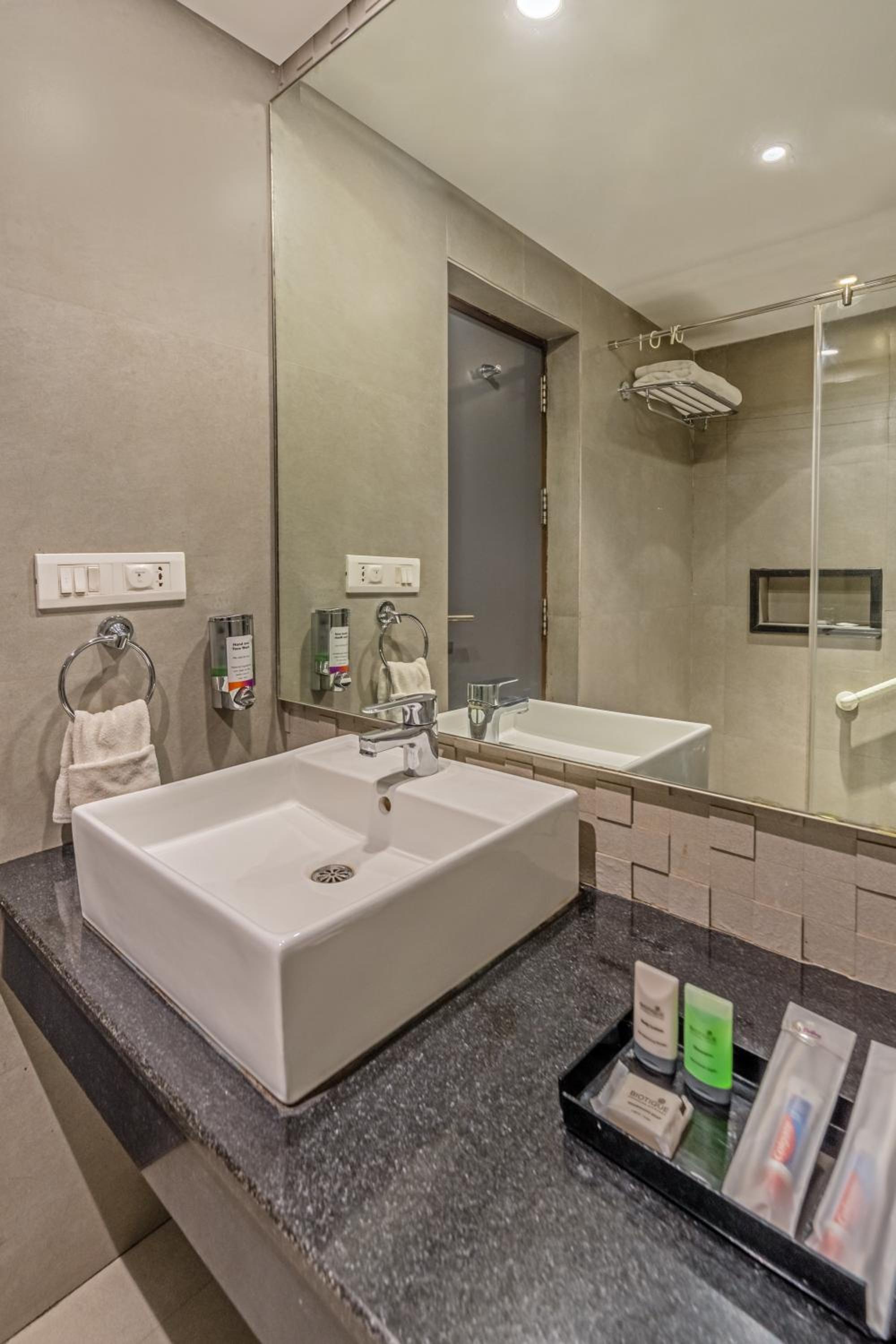 Room Assigned on Arrival photo 2