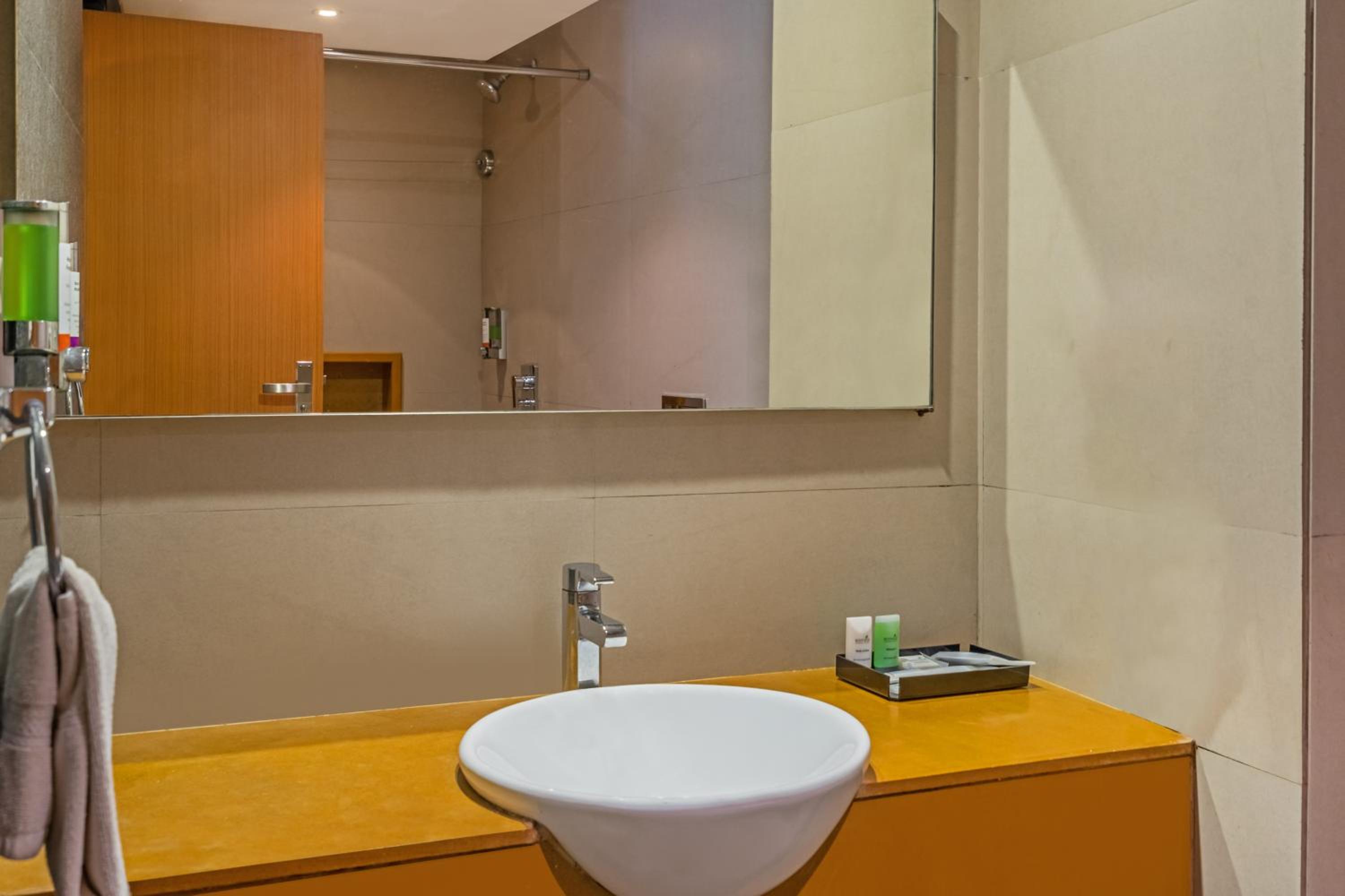 2 Bed Room Family Suite with Sit-out photo 3
