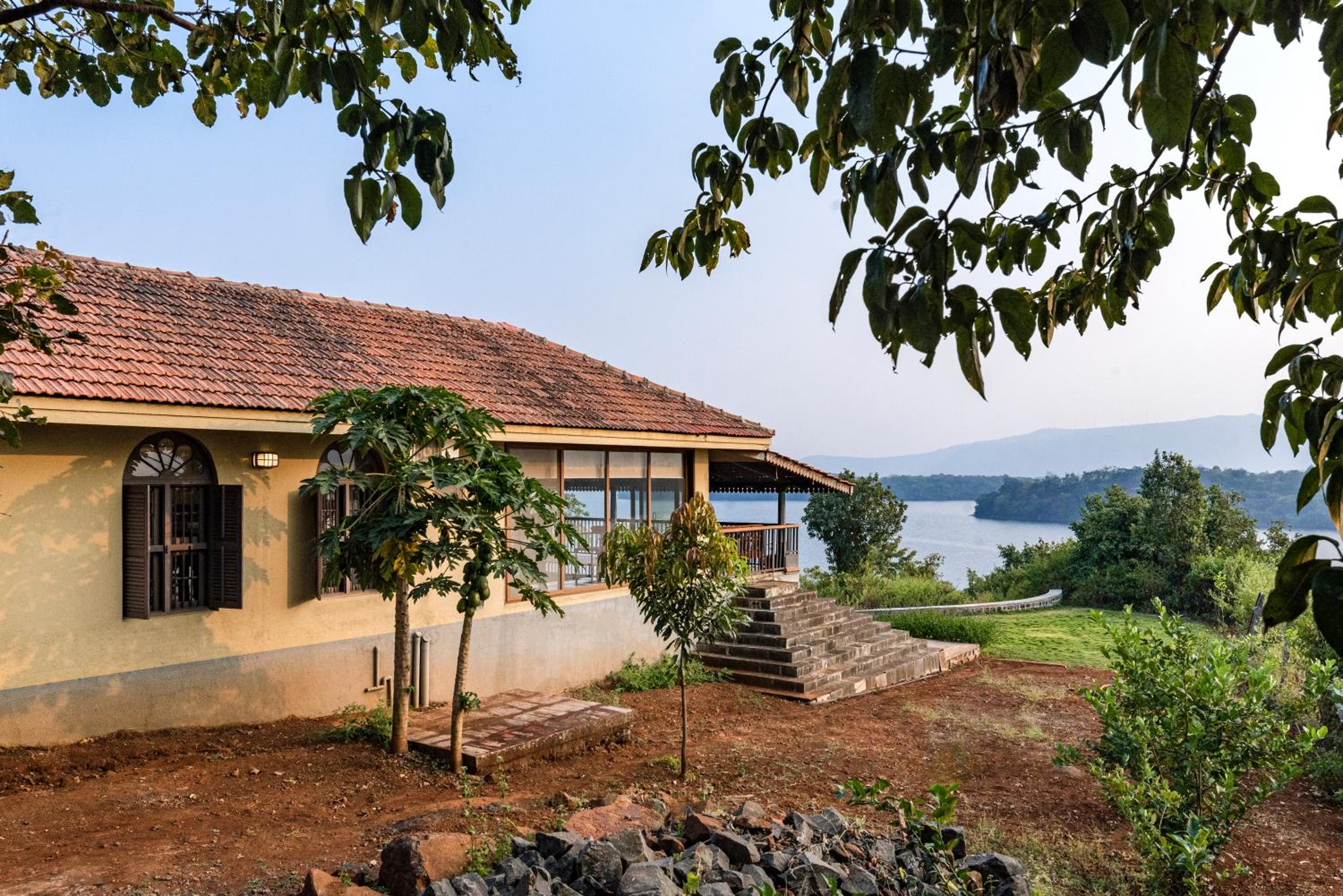 Three-Bedroom Villa photo 2