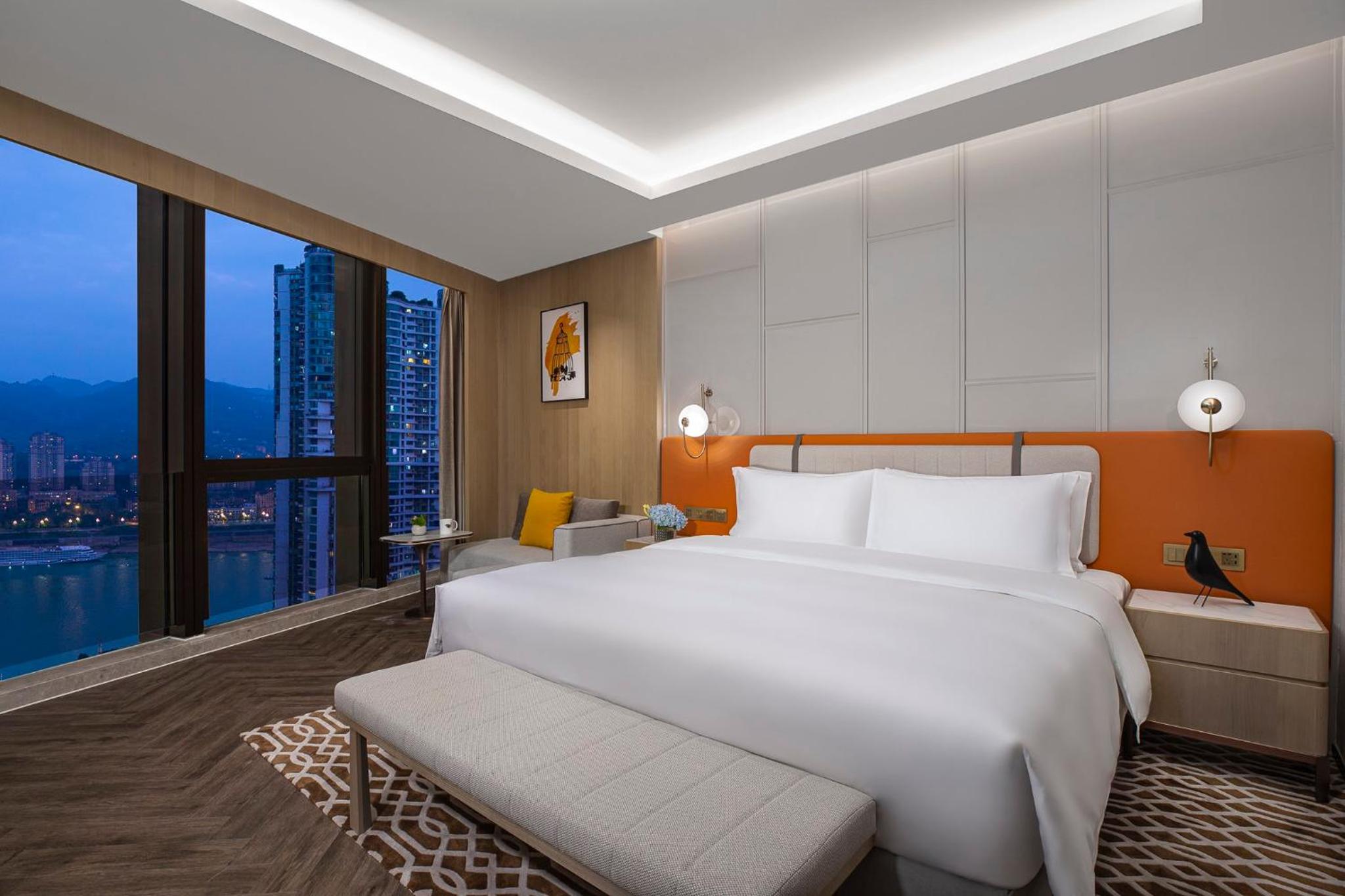 Grand King Room with River View - Photo 5