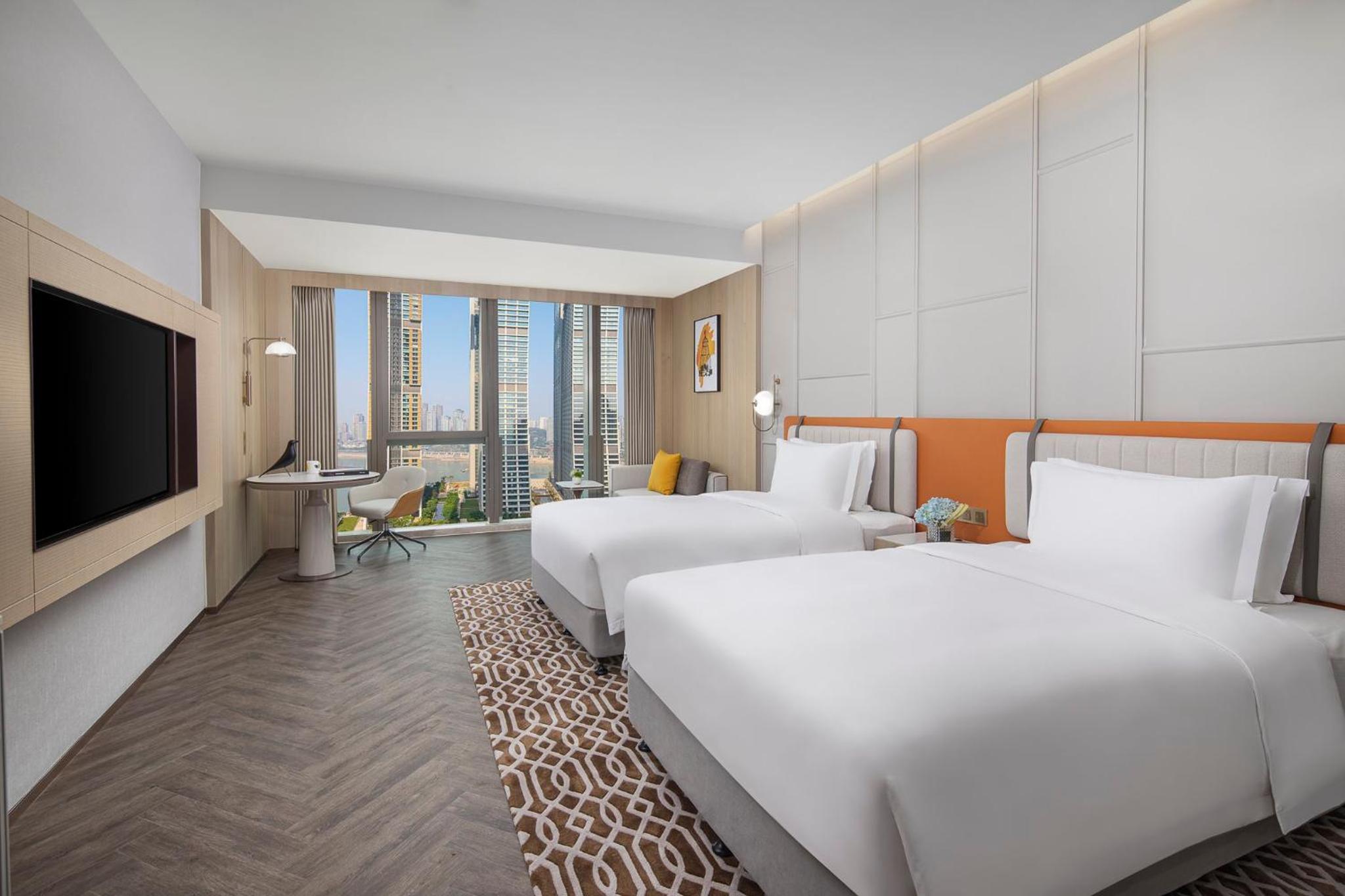 Premium Twin Room with River View thumbnail 5