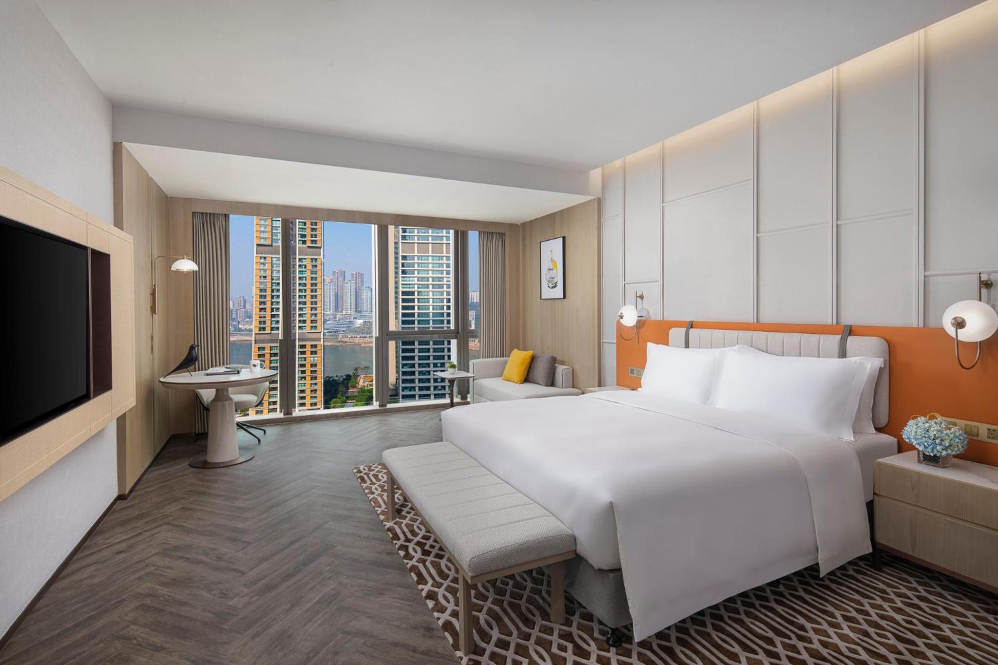 Premium King Room with River View - Photo 8