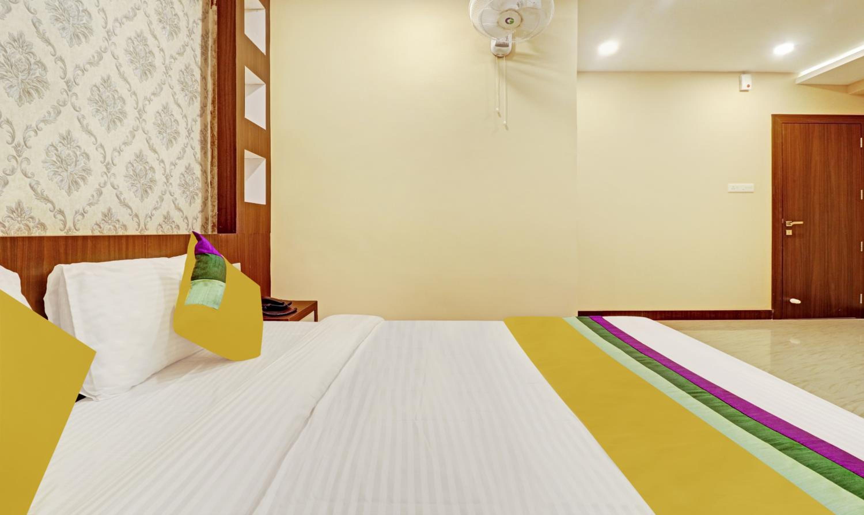 Deluxe Double Room - Photo 4