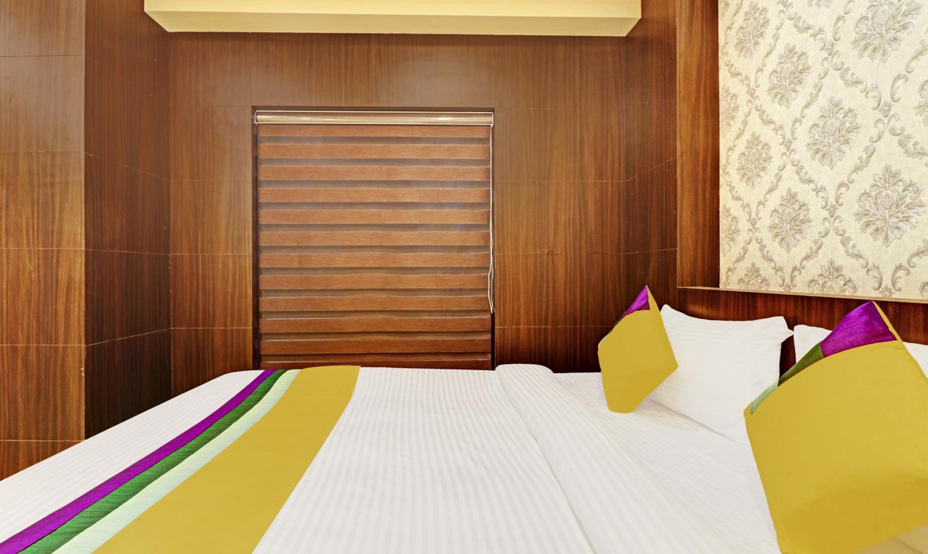 Deluxe Double Room - Photo 5