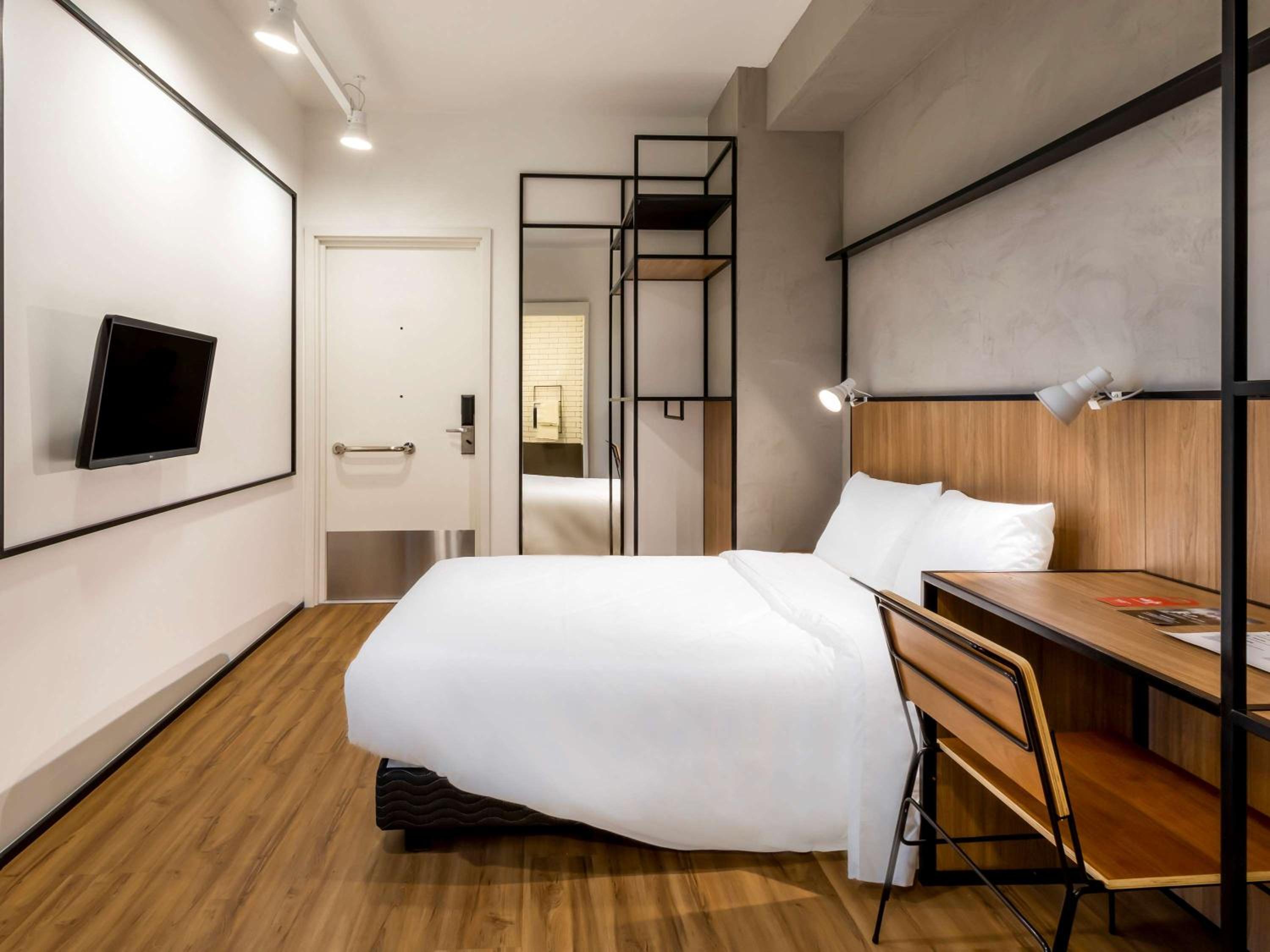 Adapted Double Room - Photo 6