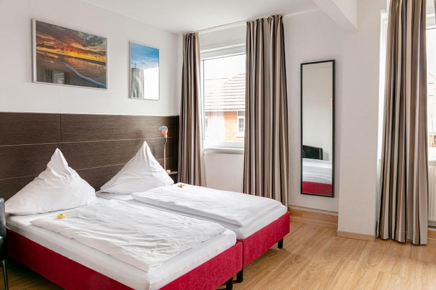 Standard Double Room - Photo 6