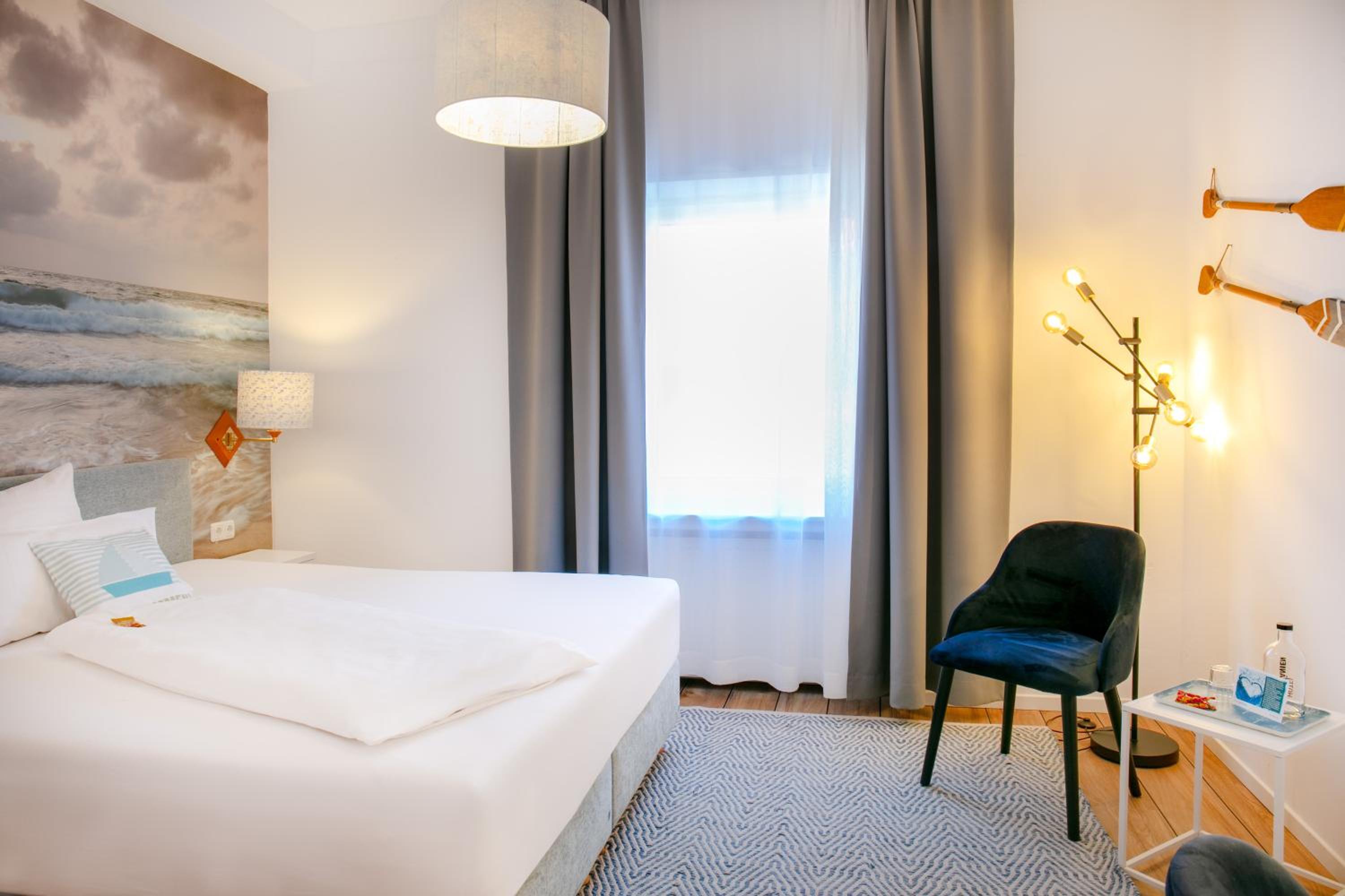 Standard Double Room - Photo 3