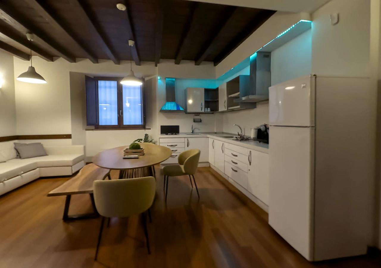 Premium Two-Bedroom Apartment photo 3