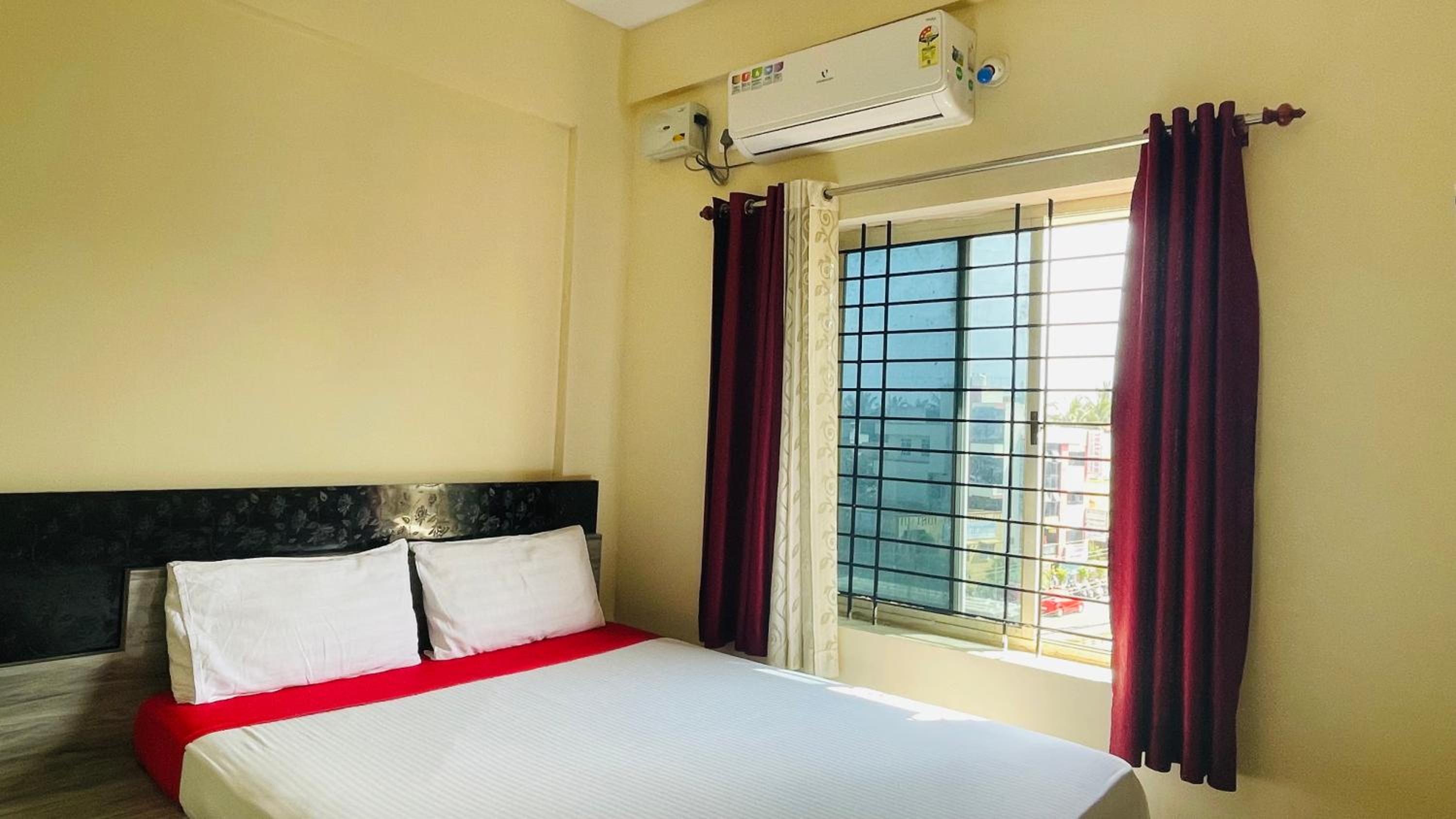 Deluxe Double Room - Photo 22